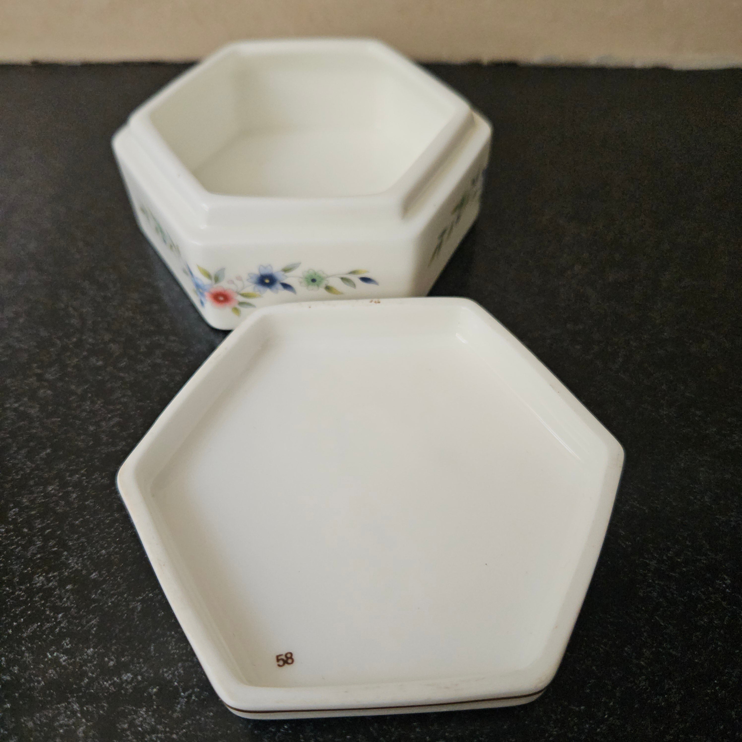 Pretty Floral Wedgwood Trinket Box | Antique & Vintage | Moonee Ponds Antiques | Australia Wide Delivery