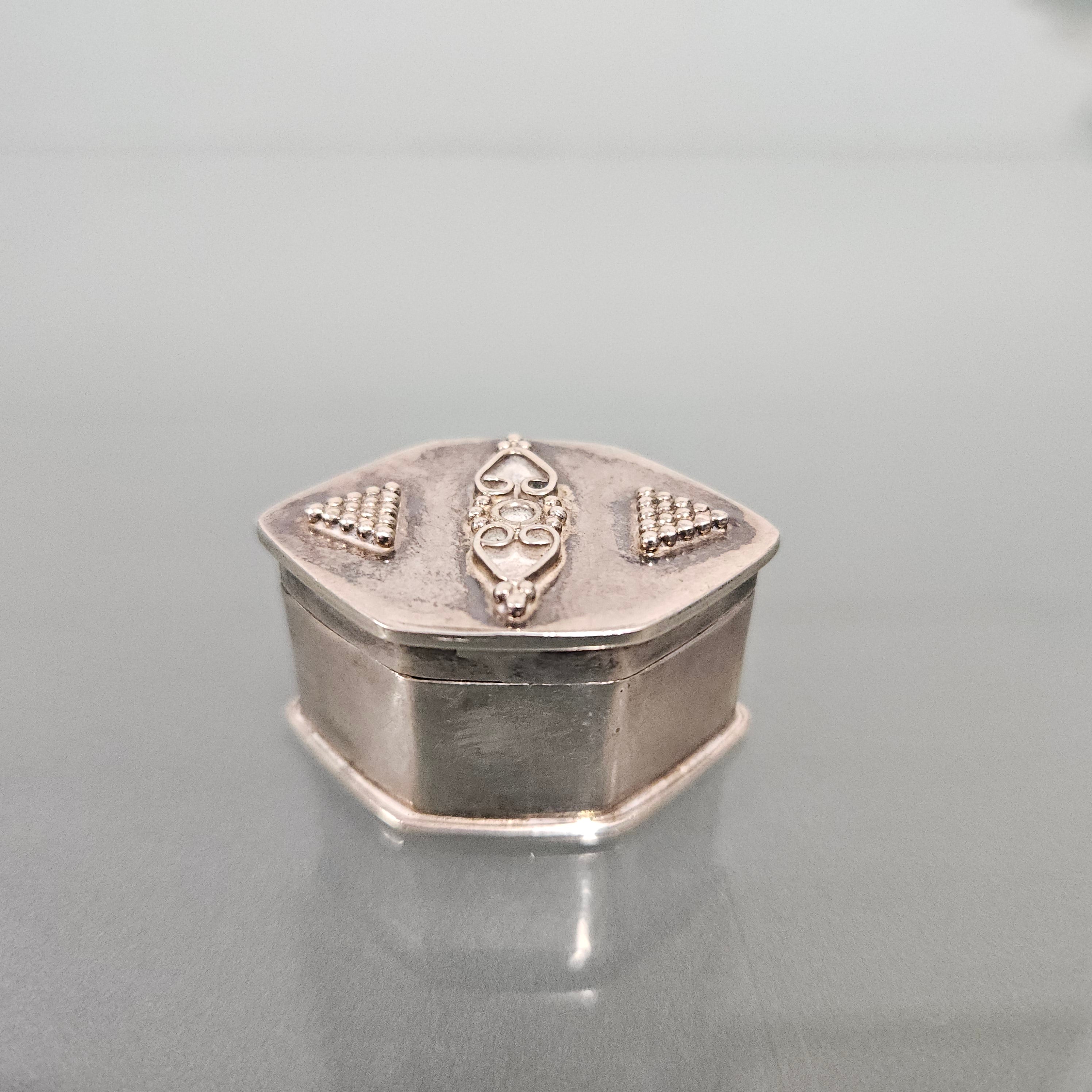 Vintage Sterling Silver Trinket Box | Antique & Vintage | Moonee Ponds Antiques | Australia Wide Delivery