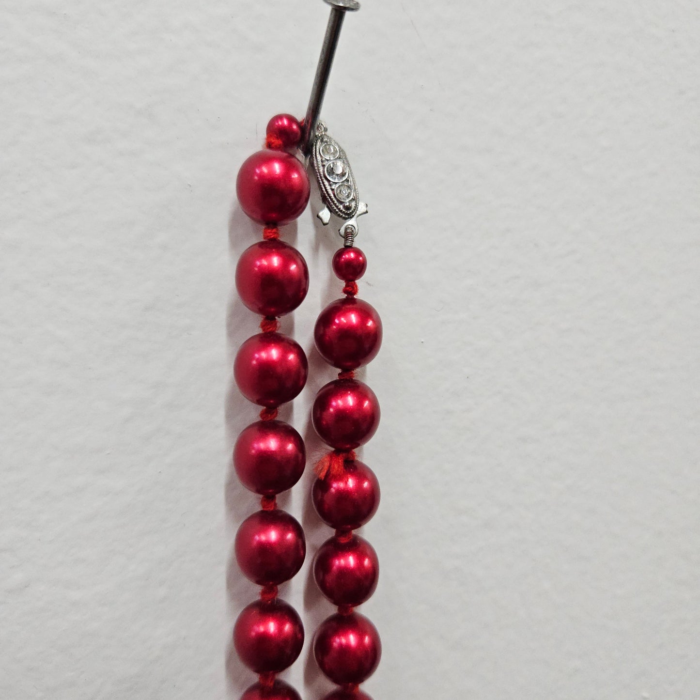 Vintage Red Glass Beads Necklace