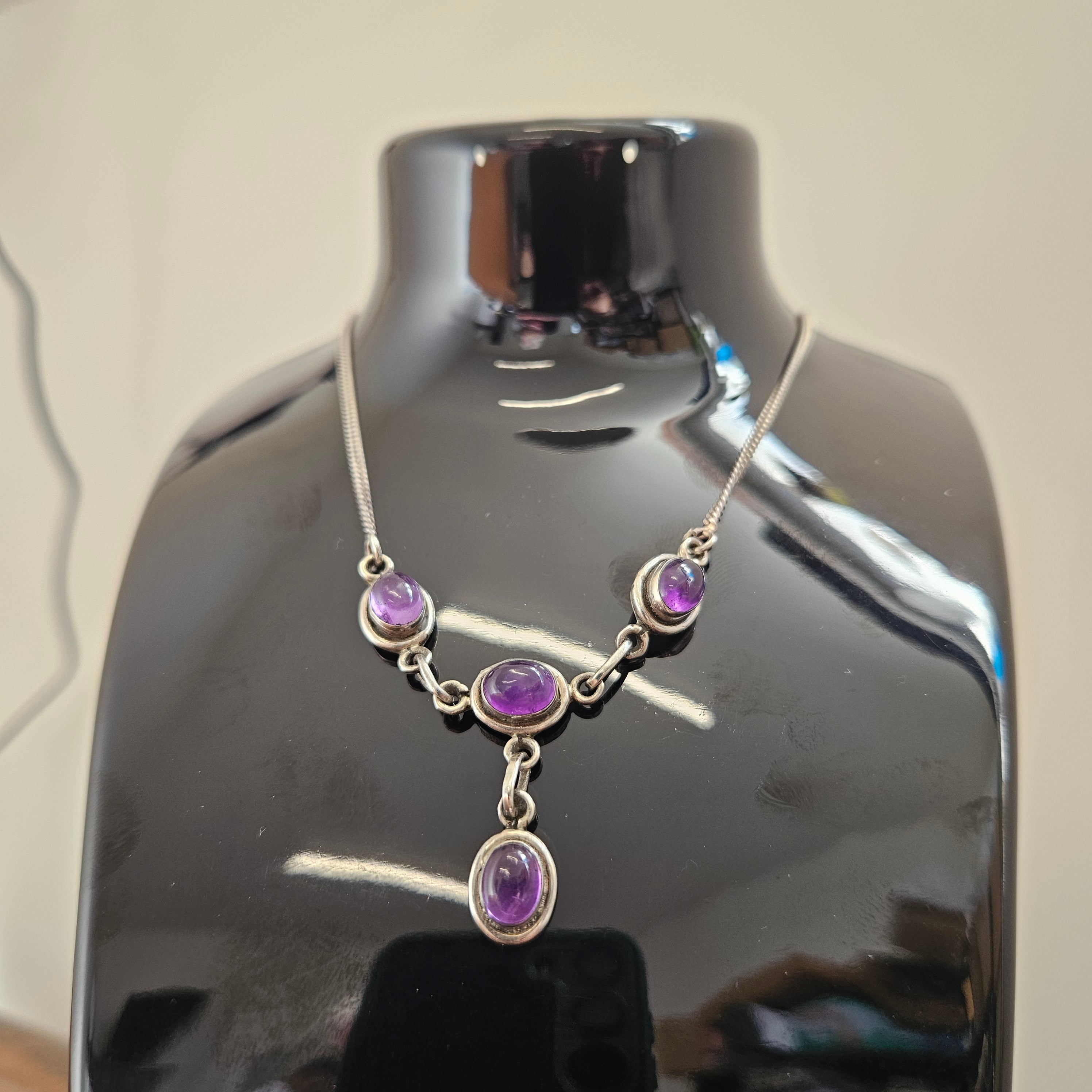 Sterling Silver and cabochon amethyst necklace