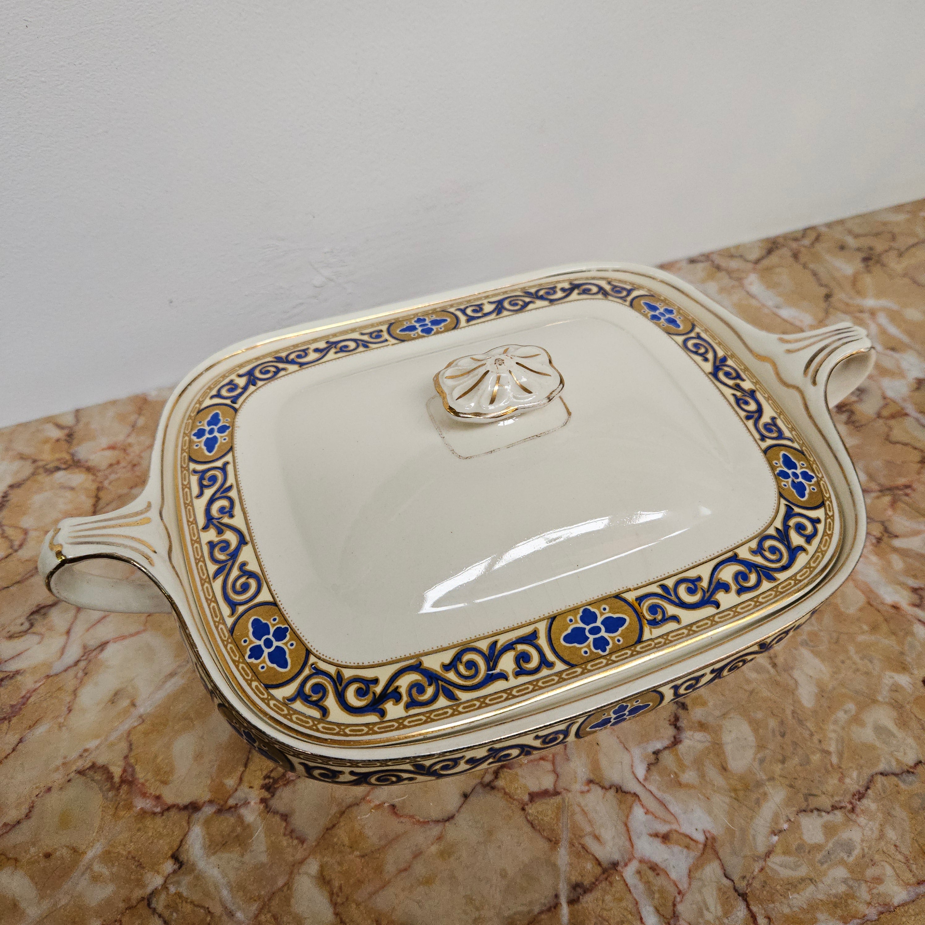 J & G Meakin English Tureen | Antique & Vintage | Moonee Ponds Antiques | Australia Wide Delivery