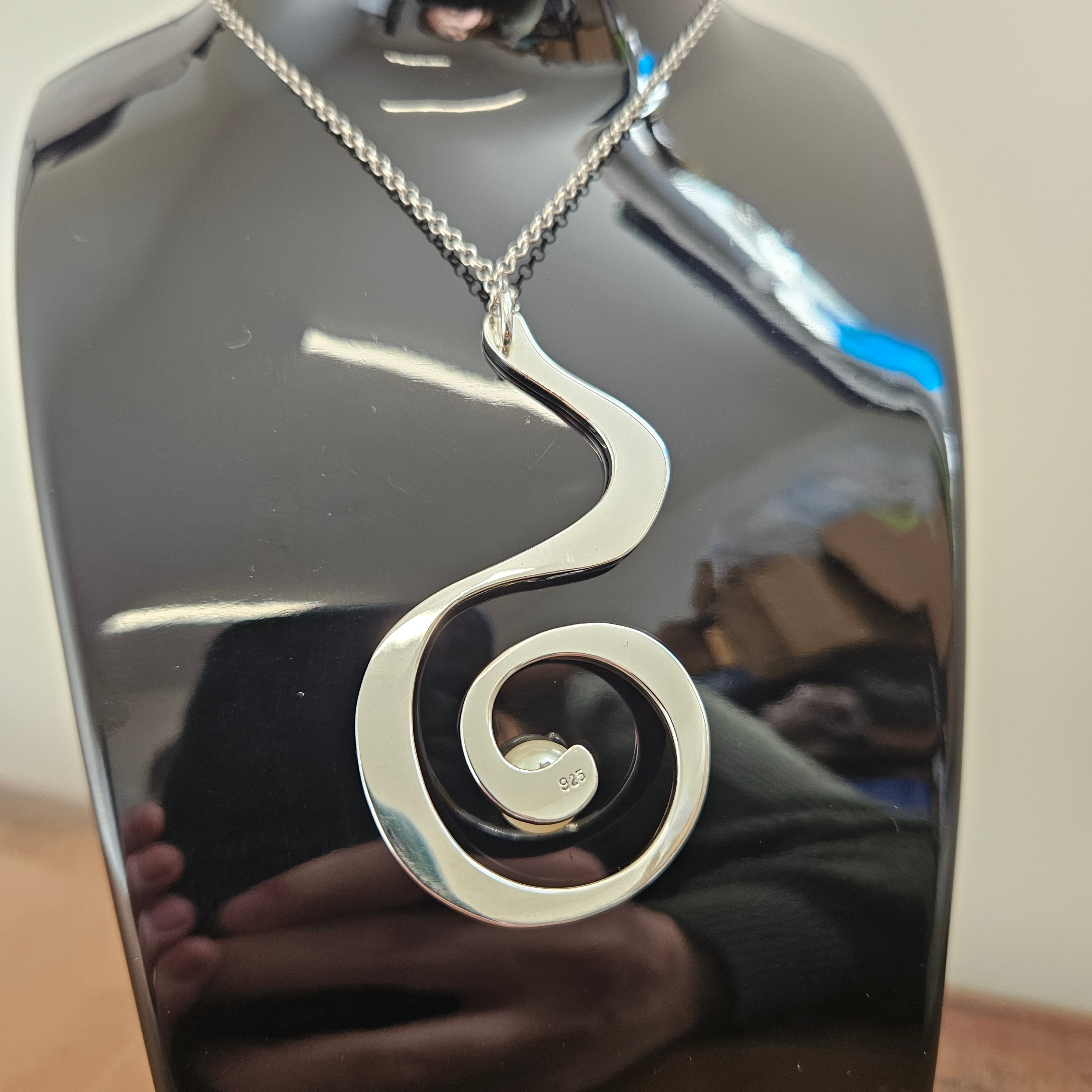 Sterling Silver Pendant & Cultured Pearl with Sterling  Silver Chain