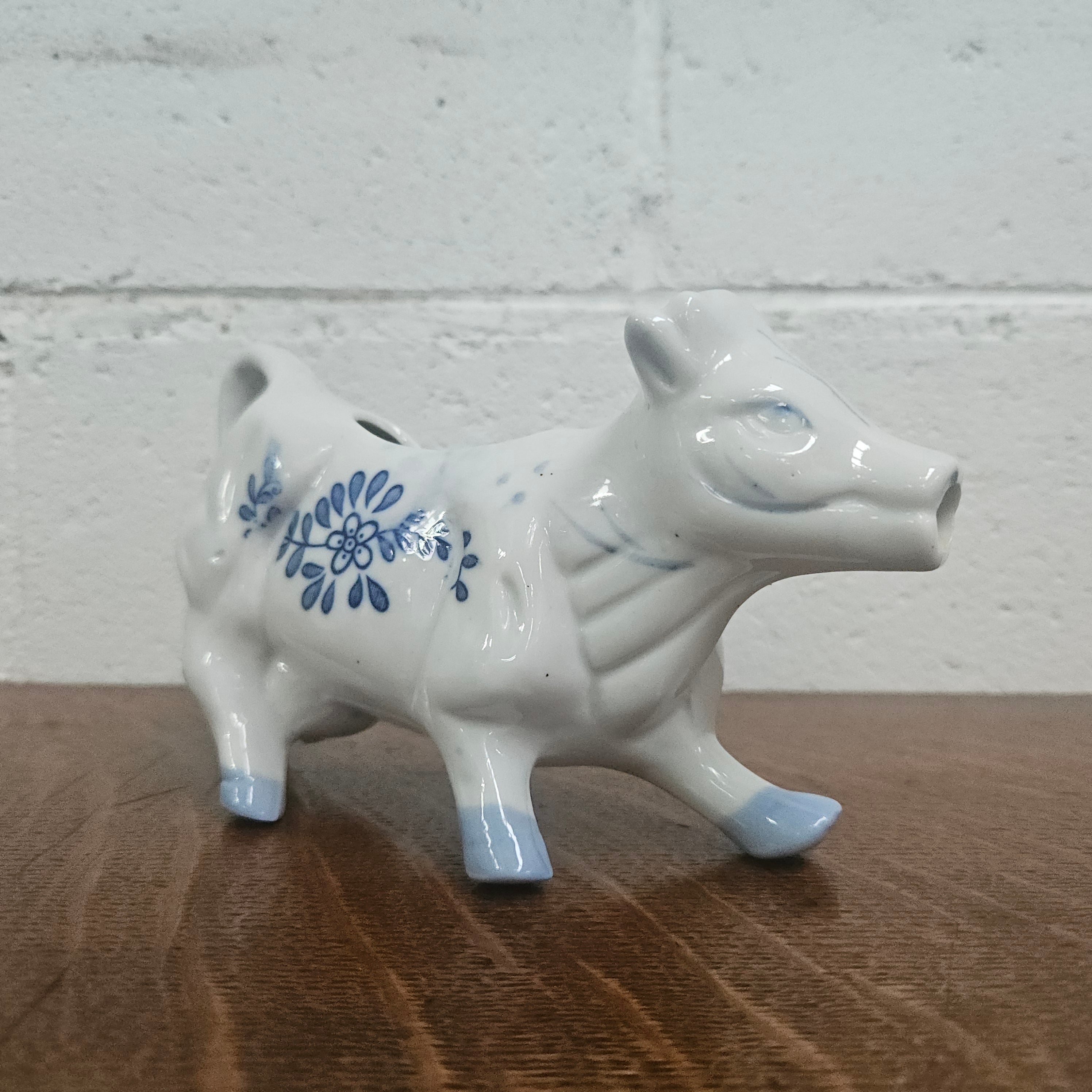 Vintage Blue/White Cow Cream Jug | Antique & Vintage | Moonee Ponds Antiques | Australia Wide Delivery