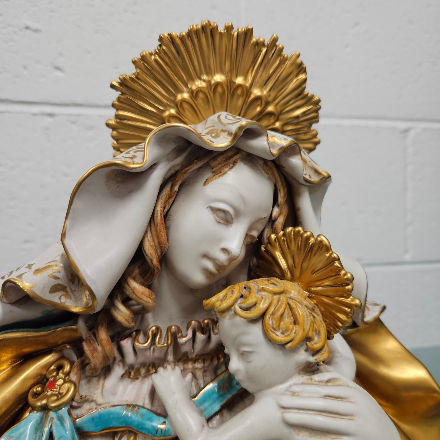 Stunning Mid Century Persko Potteryt Italian Sculpture Maddona & Child