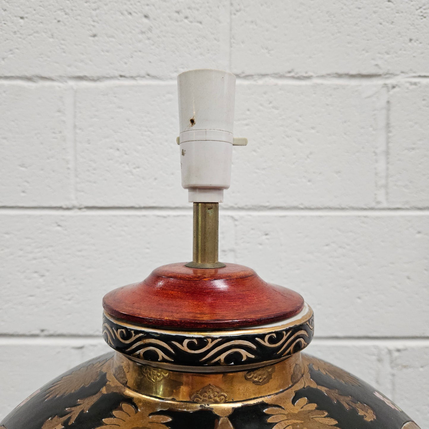 Oriental Large Floral Table Lamp