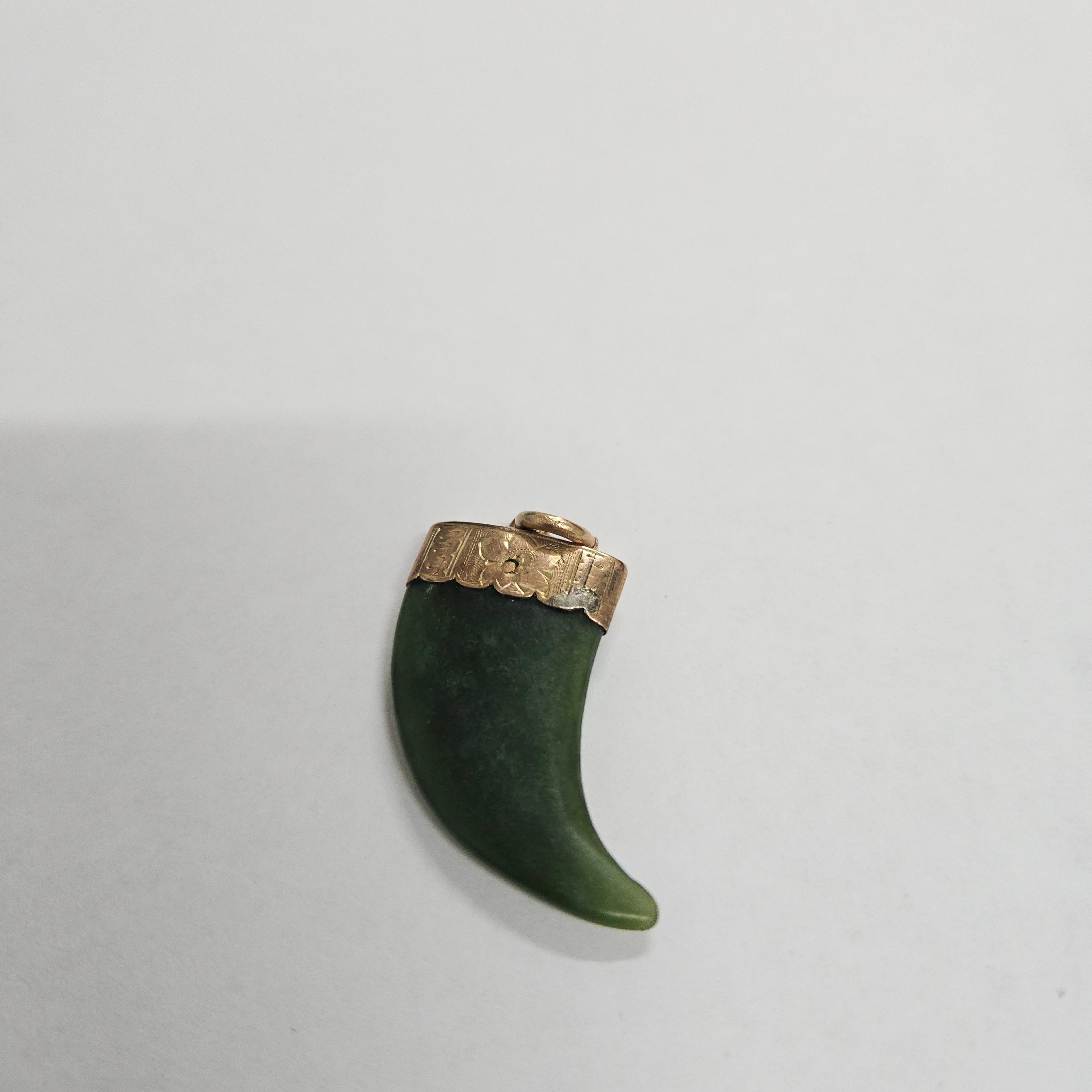 9ct Gold & Nephrite Jade Pendant | Antique & Vintage | Moonee Ponds Antiques | Australia Wide Delivery