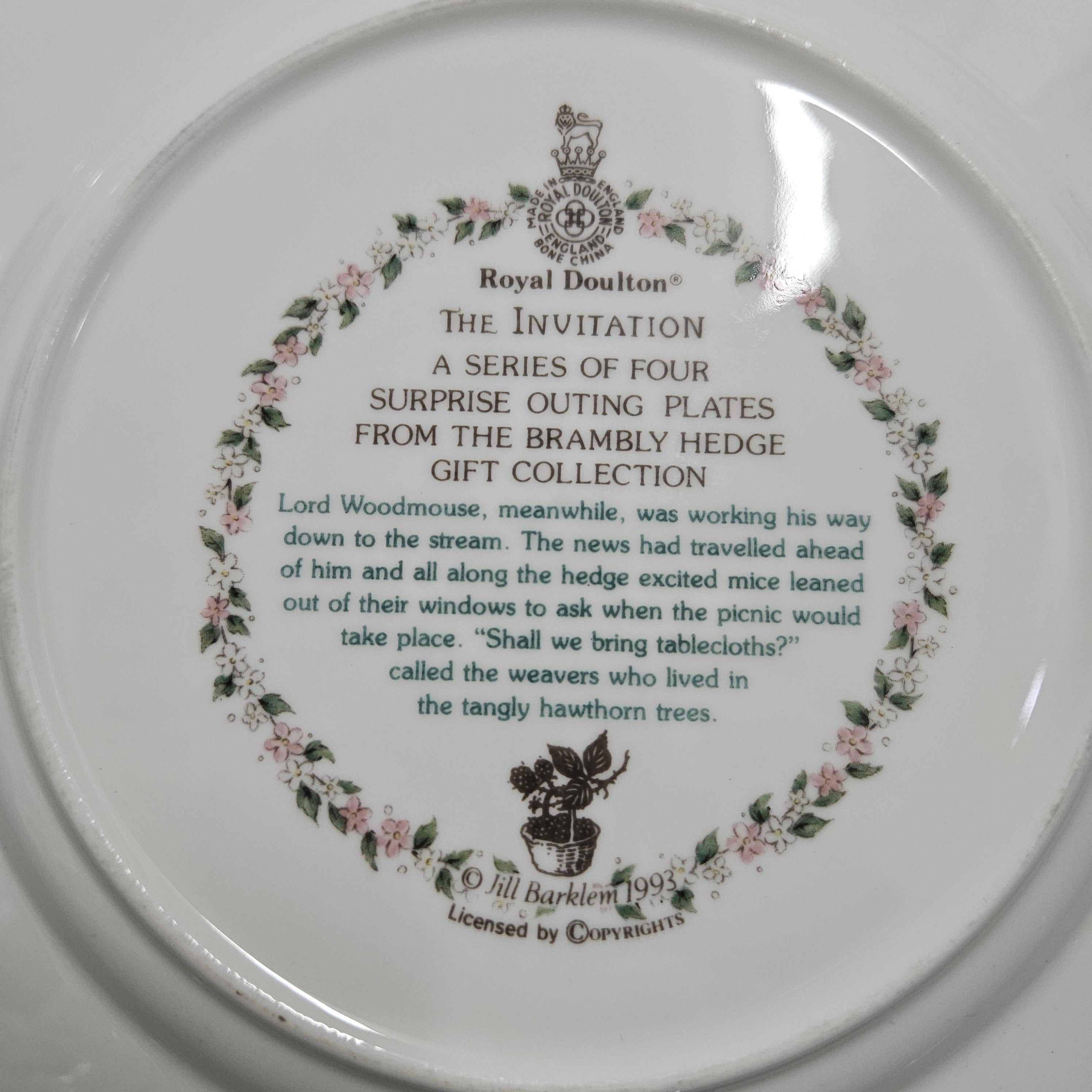 Vintage Royal Doulton Brambly Hedge "The Invitation" Plate Made in England | Antique & Vintage | Moonee Ponds Antiques | Australia Wide Delivery