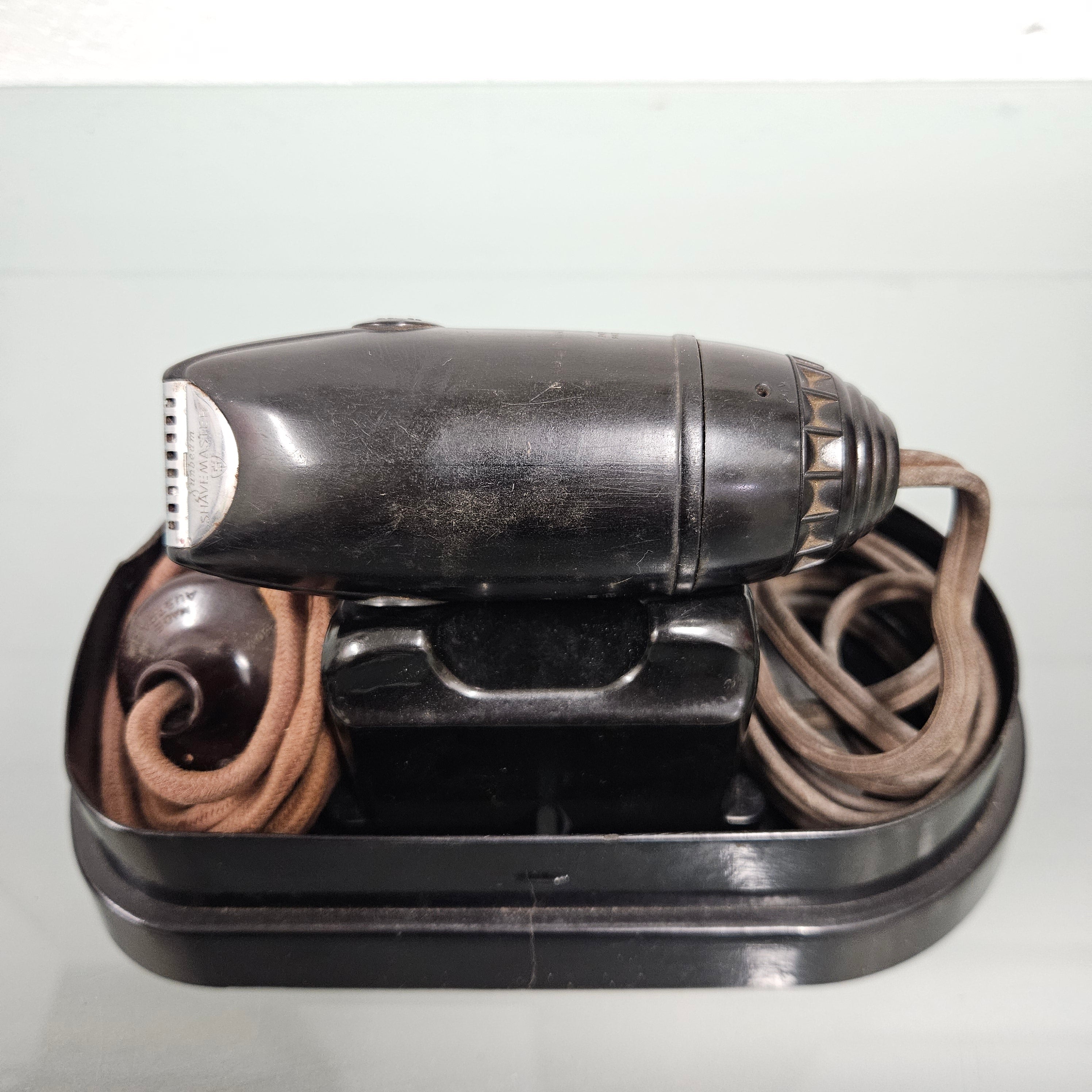 Art Deco Sunbeam Bakelite Cased Shaver | Antique & Vintage | Moonee Ponds Antiques | Australia Wide Delivery
