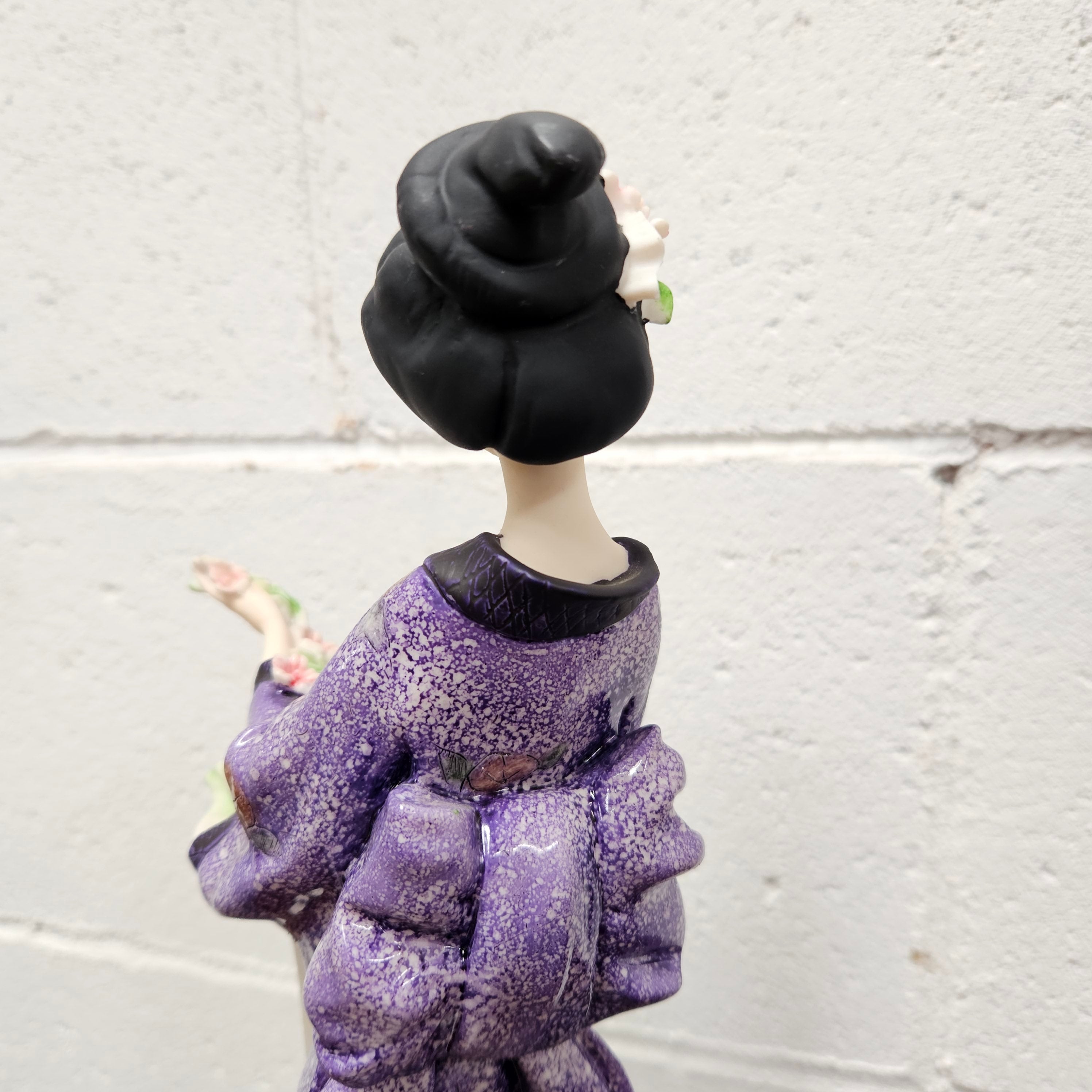 Oriental lady with column G. Armani Figure | Antique & Vintage | Moonee Ponds Antiques | Australia Wide Delivery