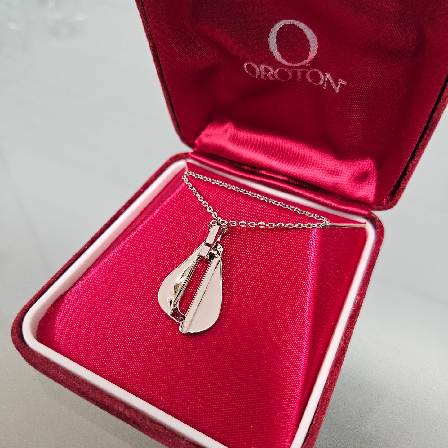 Vintage Oroton Necklace & Pendant