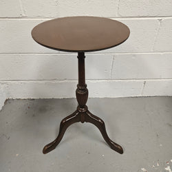 Walnut Side Table Georgian Style | Antique & Vintage | Moonee Ponds Antiques | Australia Wide Delivery