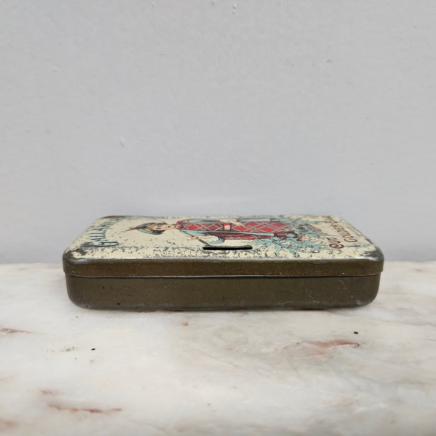 Gallahers Cut Golden Bar Tobacco Tin
