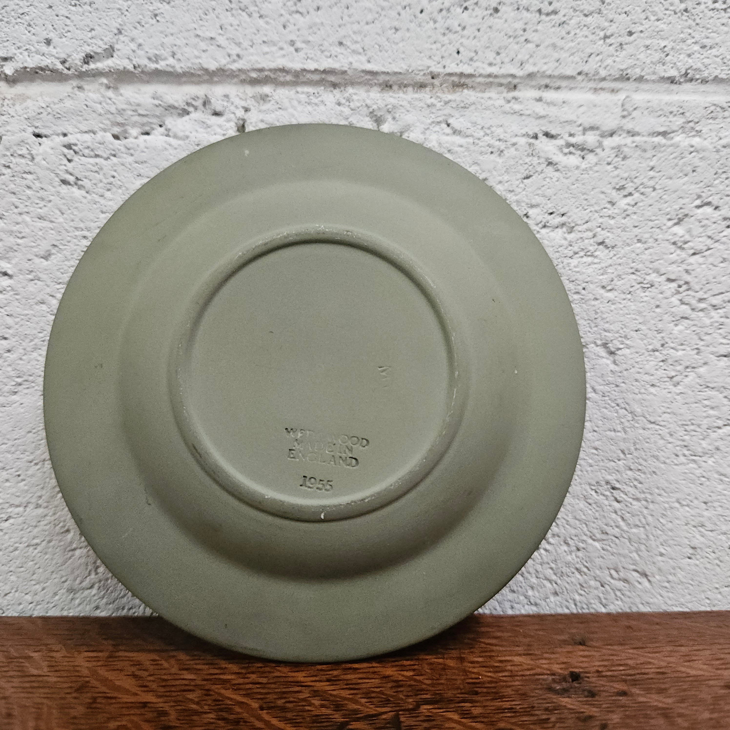 English Wedgwood Green/White Dish | Antique & Vintage | Moonee Ponds Antiques | Australia Wide Delivery