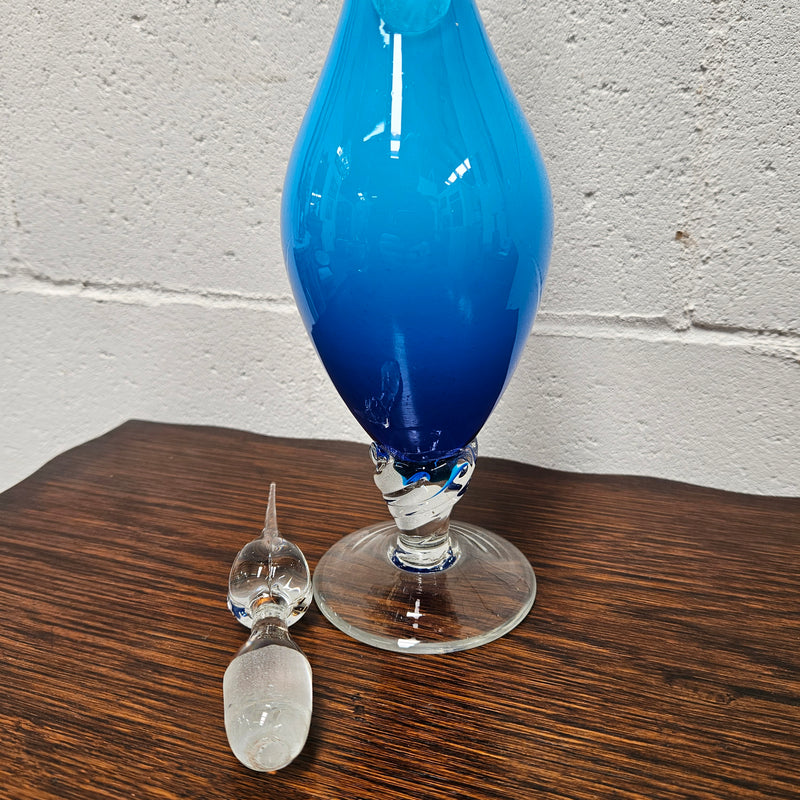 Stunning vintage retro Italian blue and clear art glass genie bottle decanter, it is in great original condition.