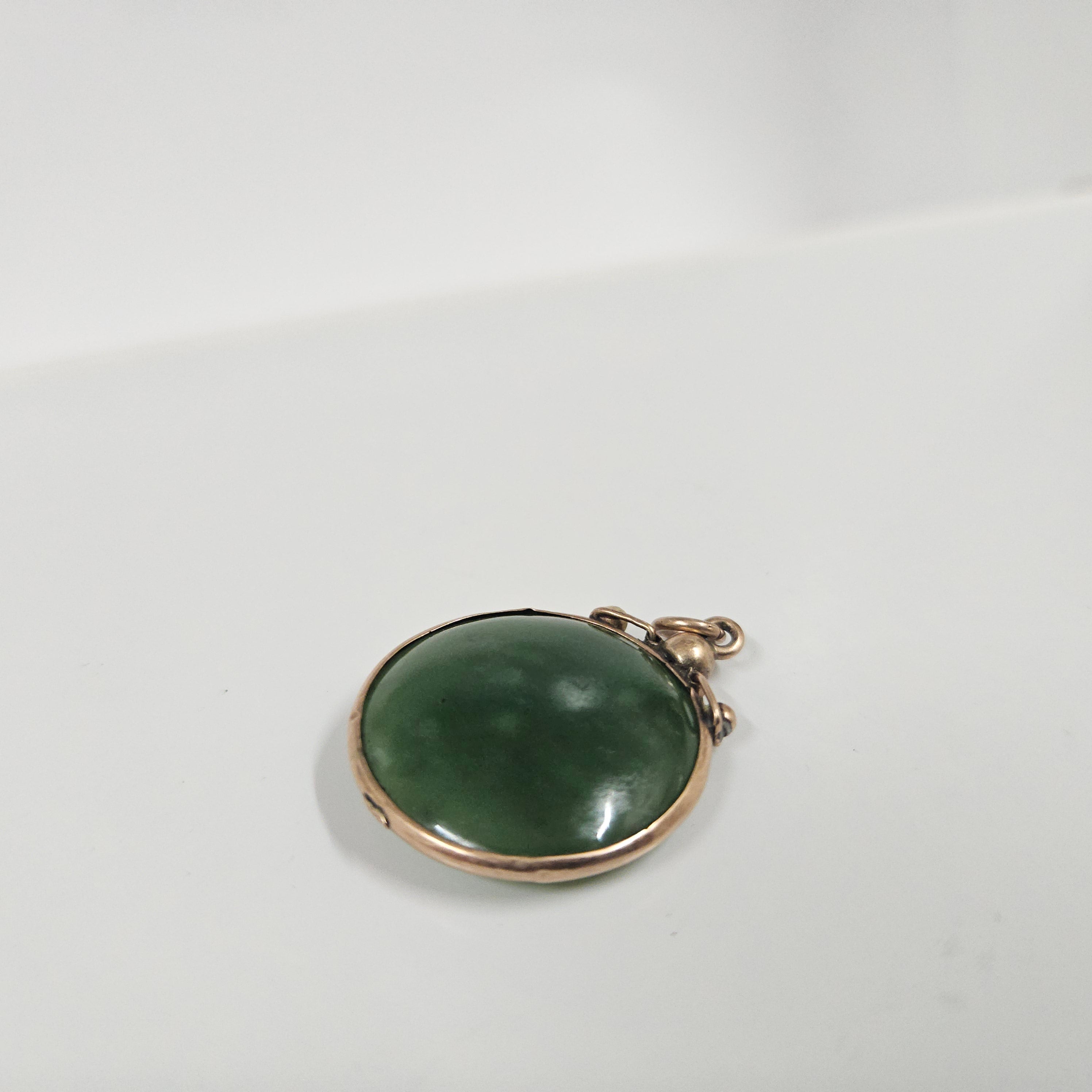 9 Carat Gold & Jade Antique Pendant | Antique & Vintage | Moonee Ponds Antiques | Australia Wide Delivery