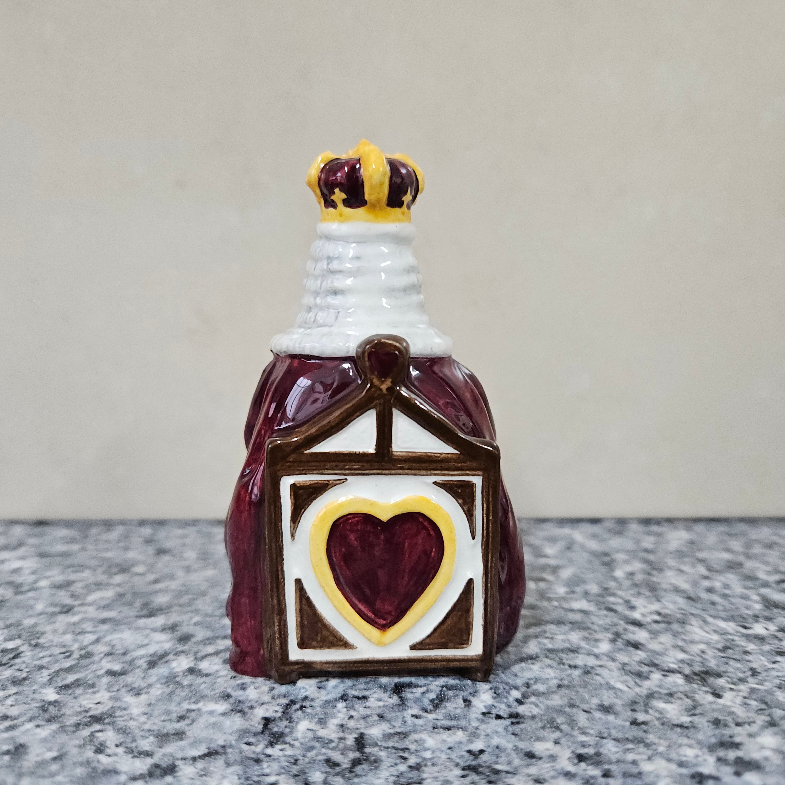 Beswick 'King of Hearts' Figure | Antique & Vintage | Moonee Ponds Antiques | Australia Wide Delivery