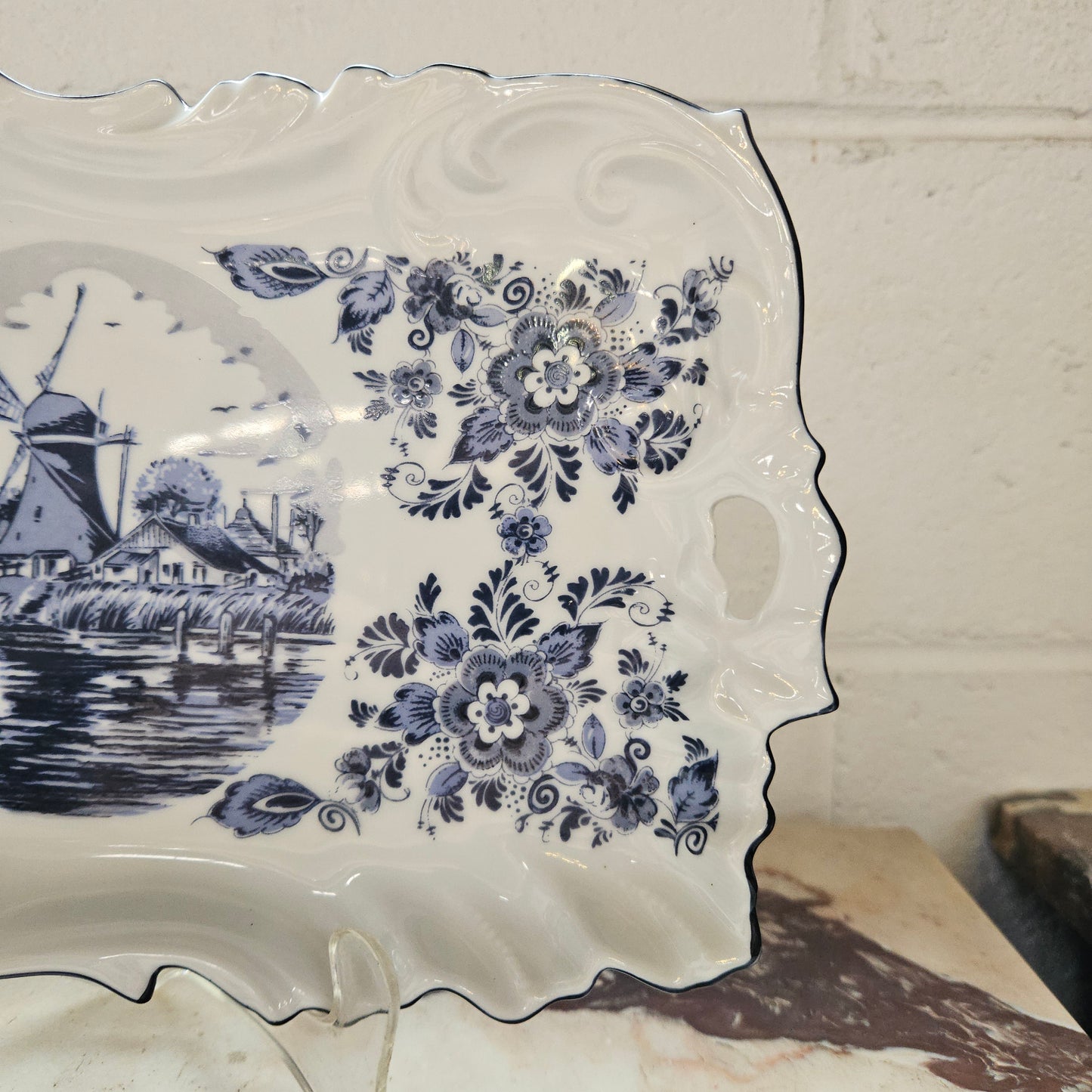 Vintage Collectors Edition Delft Holland Tray