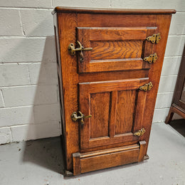 Vintage Oak Ice Chest