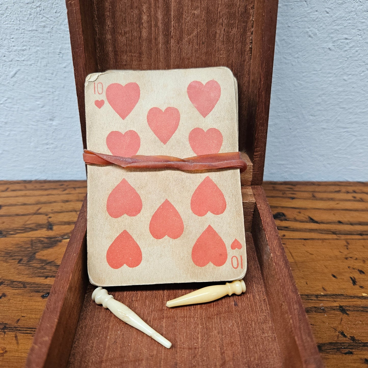 Antique Mahogany & Rosewood & Ivory Inlaid Cribbage Box