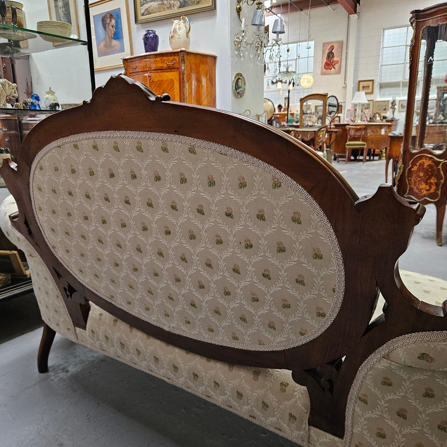 Victorian Walnut Double Ended Chaise Lounge