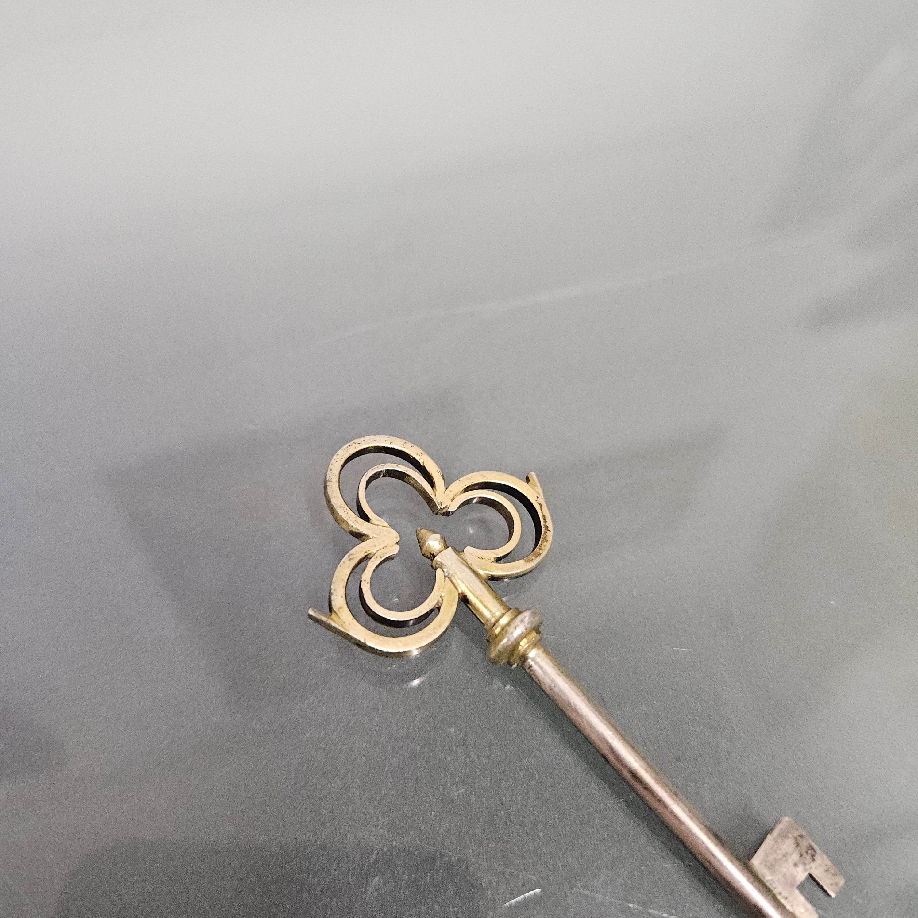 Continental Silver Key | Antique & Vintage | Moonee Ponds Antiques | Australia Wide Delivery