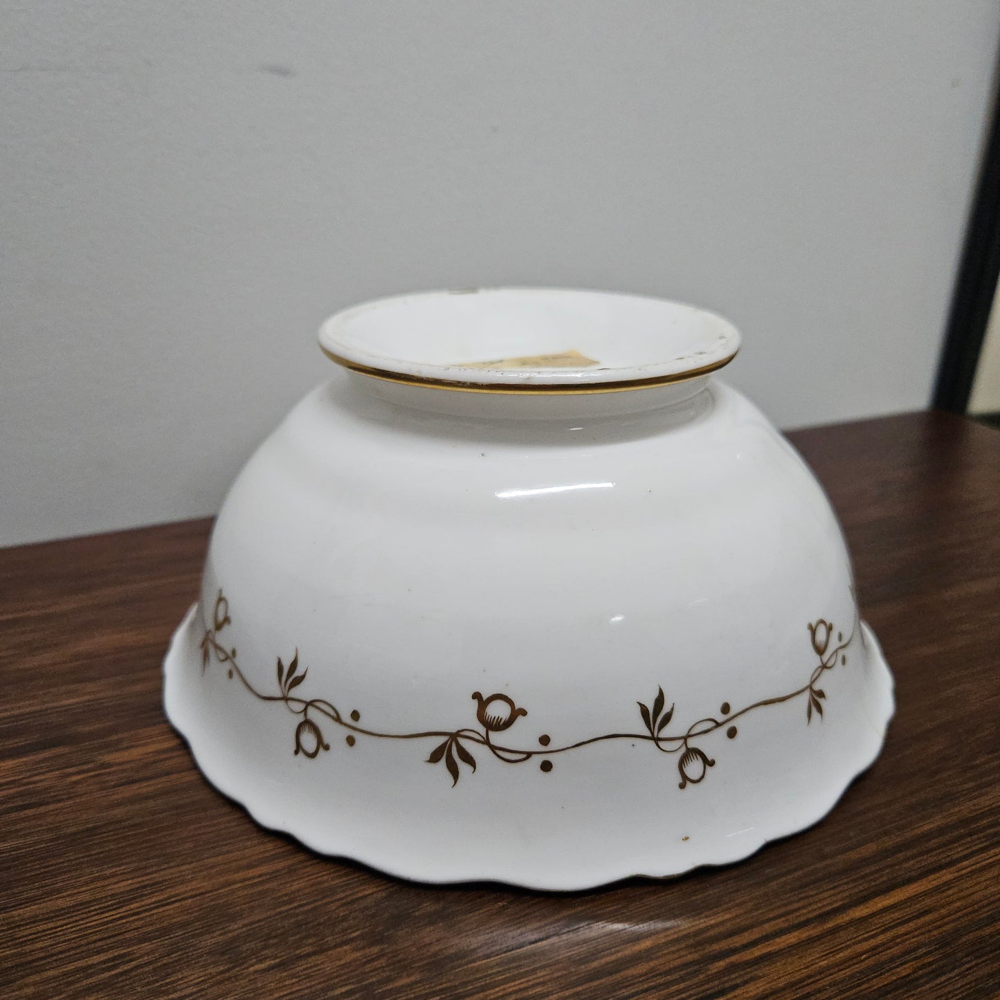 Pretty Early Victorian Hand Painted Bristol Bowl