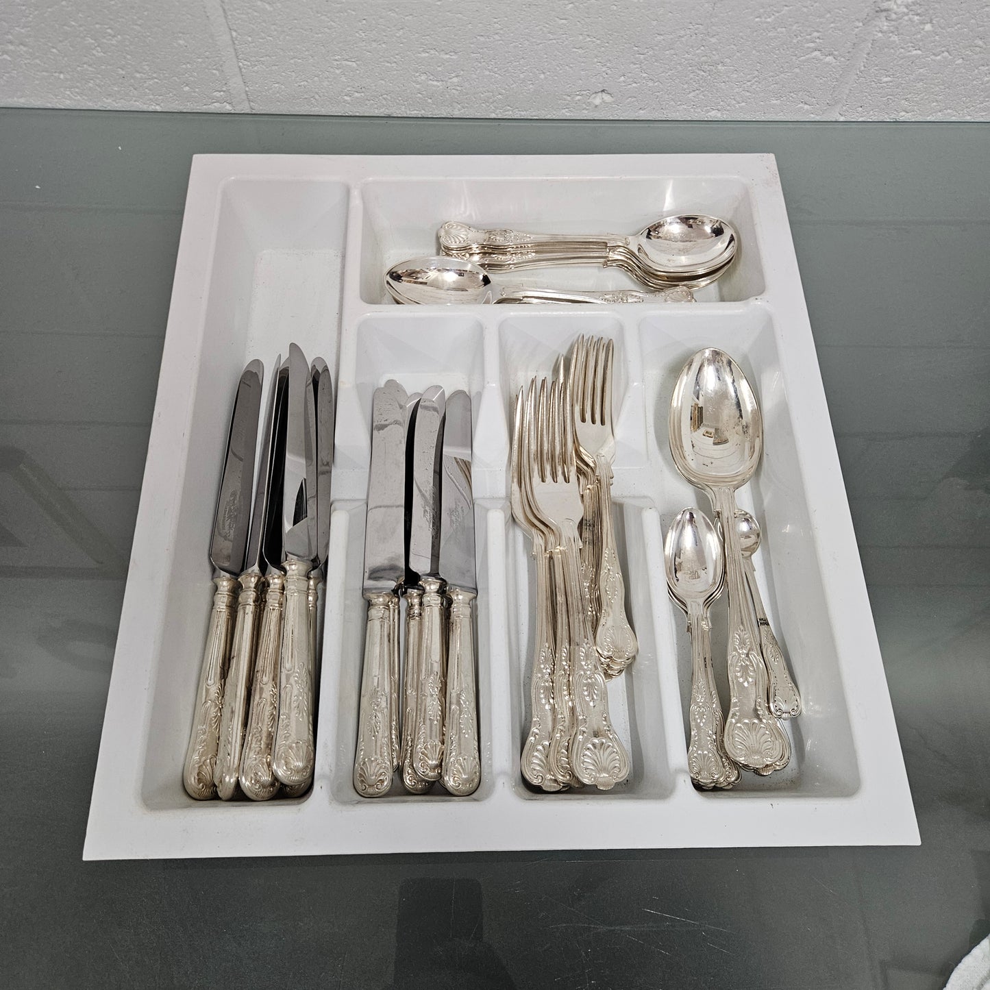 Kings Pattern Cutlery Set by Robert F Mosley Rusnorstain Sheffield