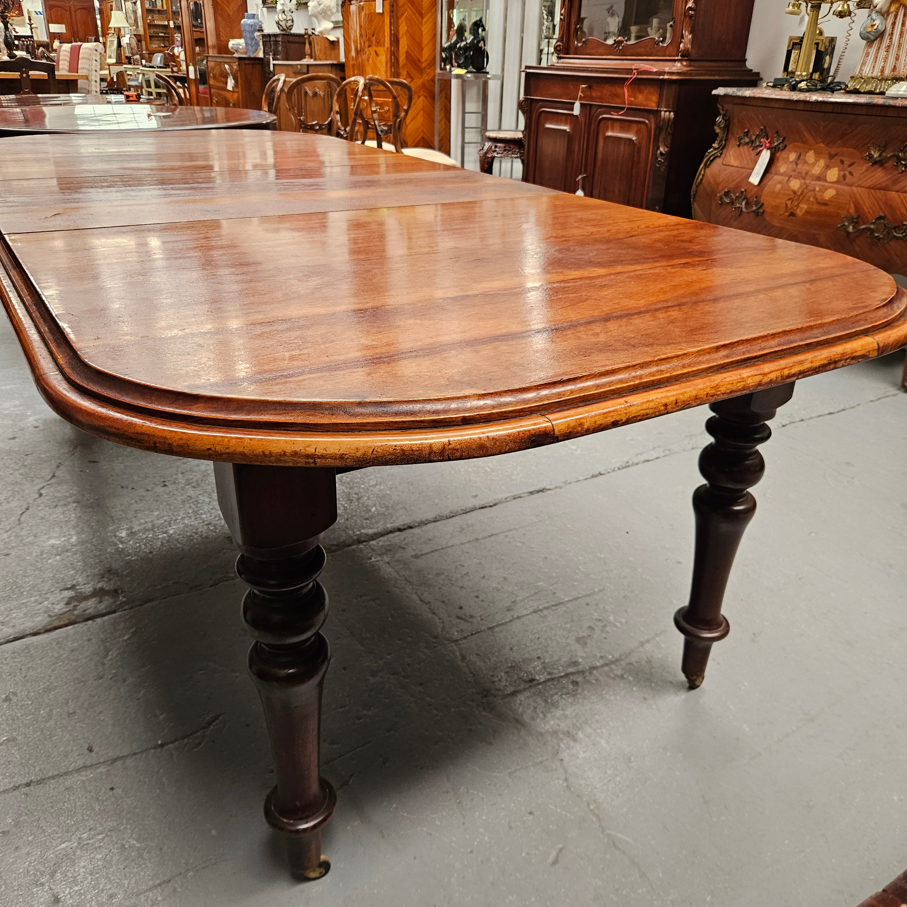 Victorian Mahogany Extension Dining Table | Antique & Vintage | Moonee Ponds Antiques | Australia Wide