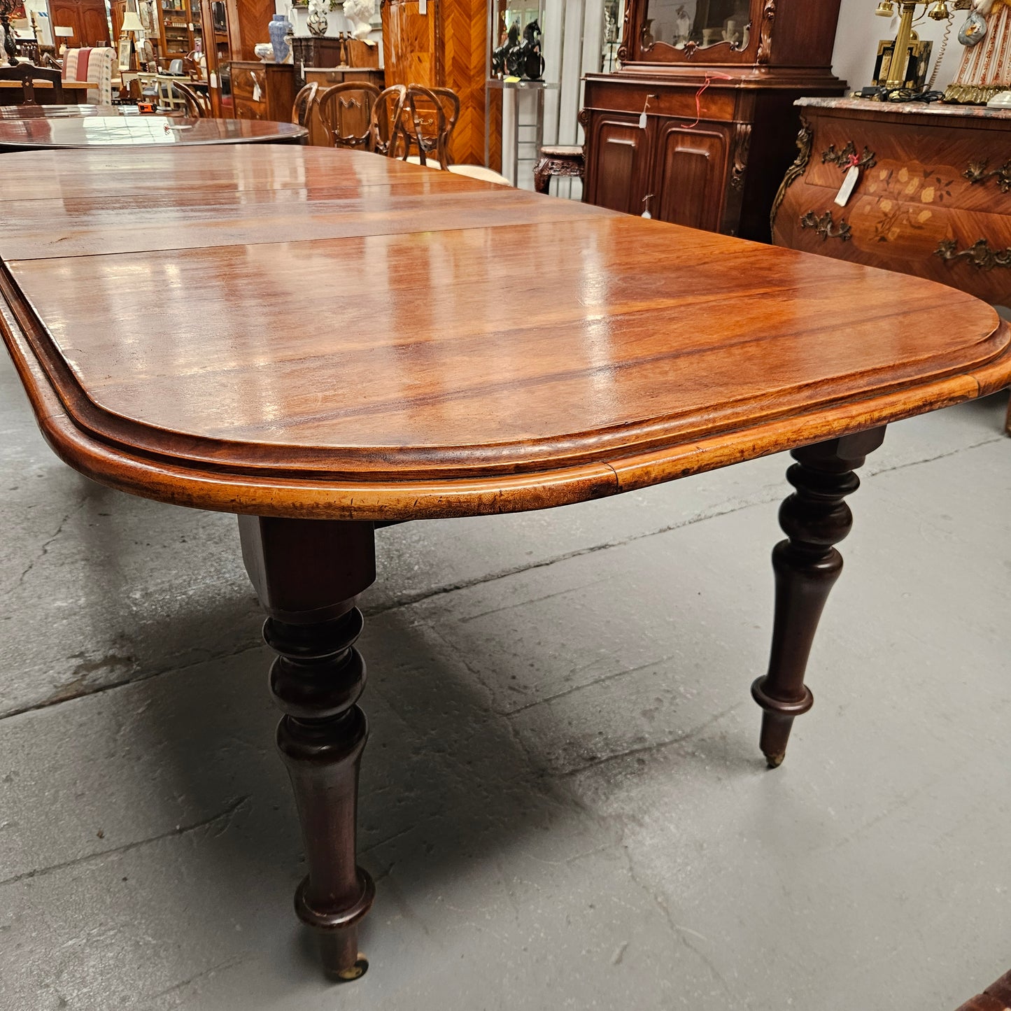 Victorian Mahogany Extension Dining Table