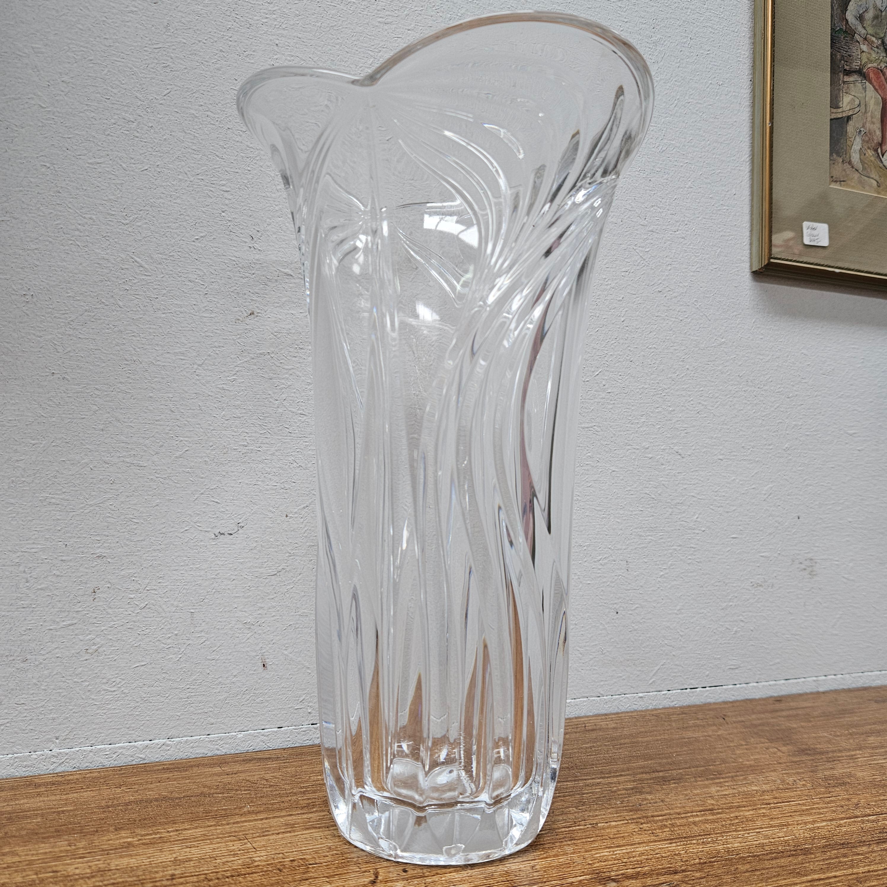Vintage Swirl Design Crystal Vase | Antique & Vintage | Moonee Ponds Antiques | Australia Wide Delivery