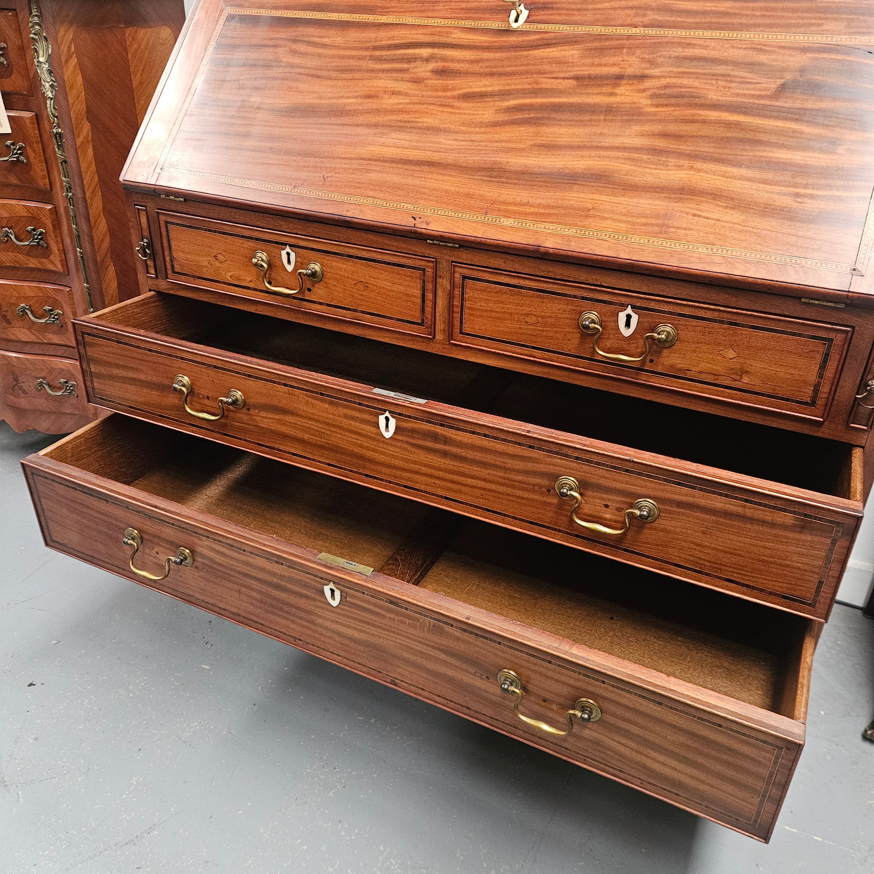 Stunning Georgian Style Early 19th century (1800-1820) Bureau Desk