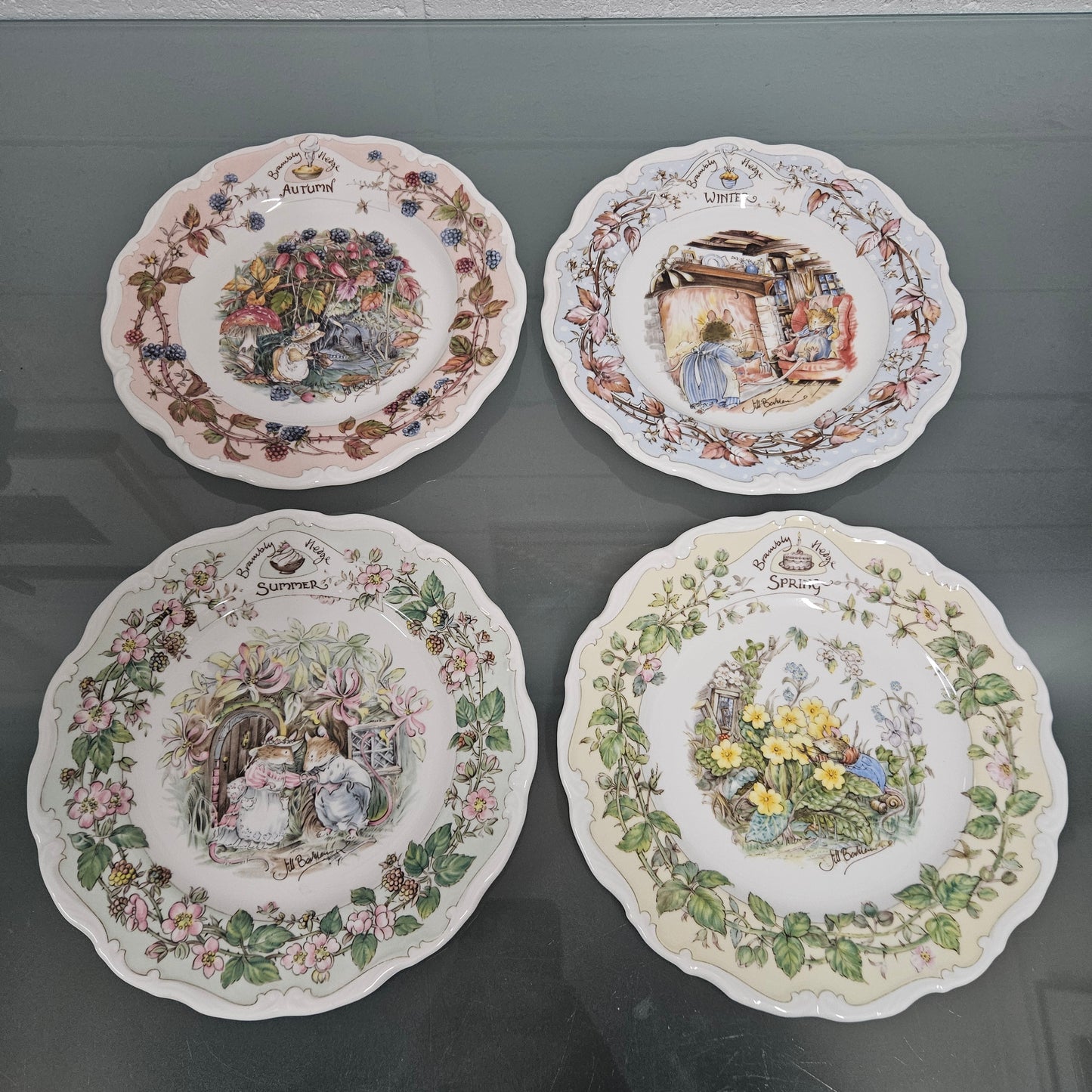 Vintage Set of 4 Seasons Brambly Plates
