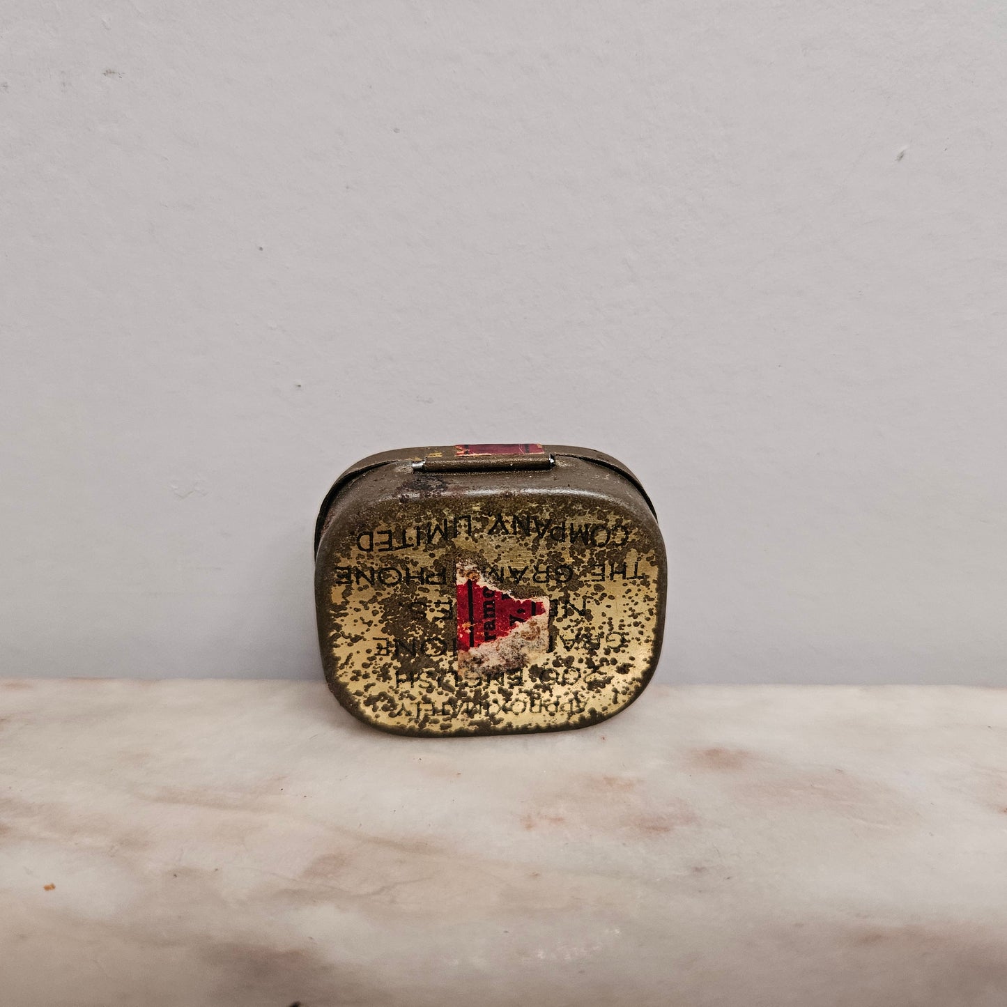 Vintage "His Masters Voice" Gramophone Tin And Needles