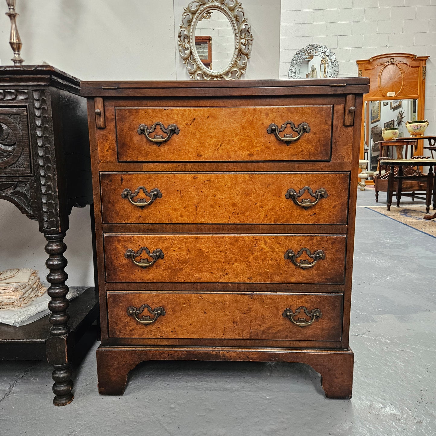Georgian Style Chest of Drawers With Four Drawers & Flip Top Desk