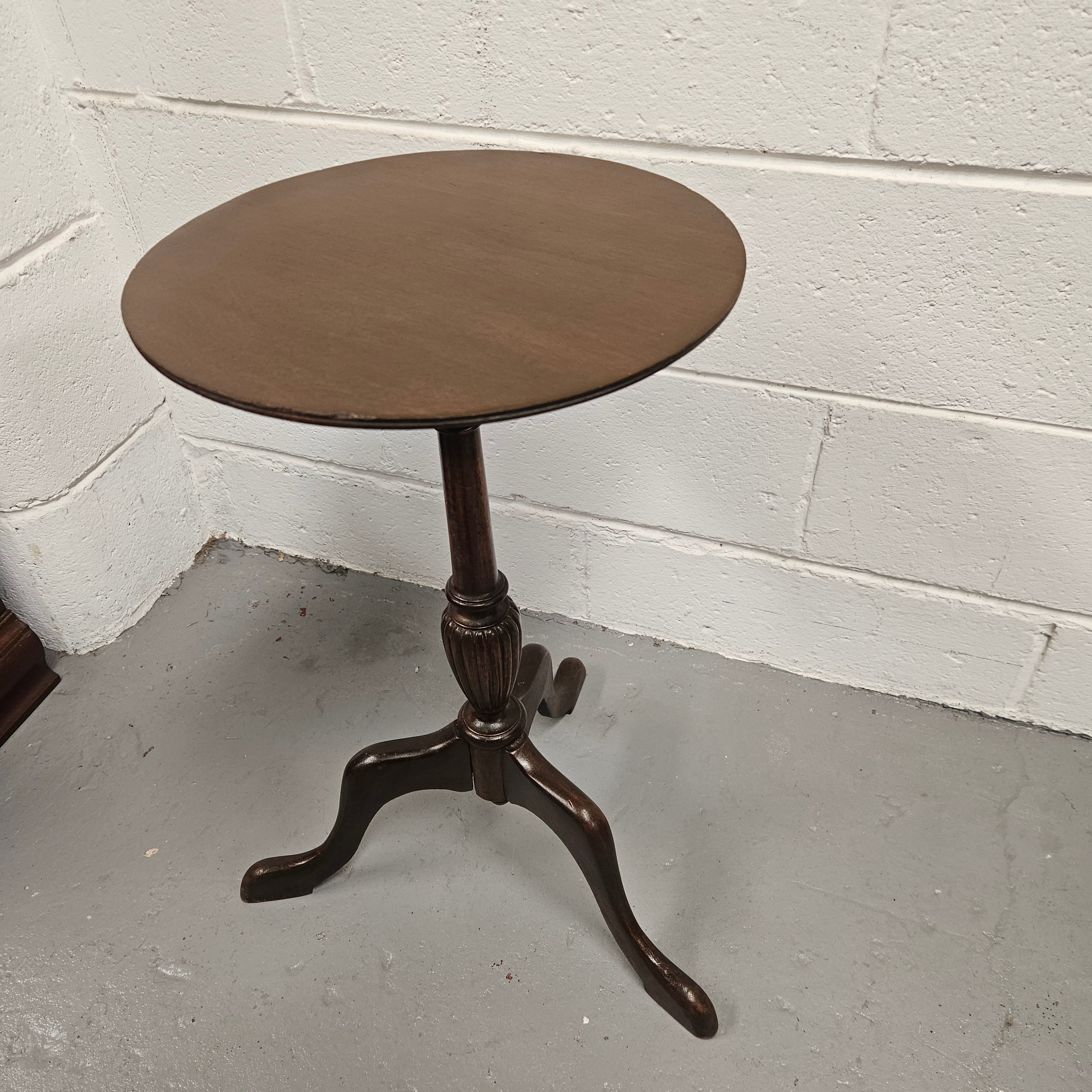Walnut Side Table Georgian Style | Antique & Vintage | Moonee Ponds Antiques | Australia Wide Delivery