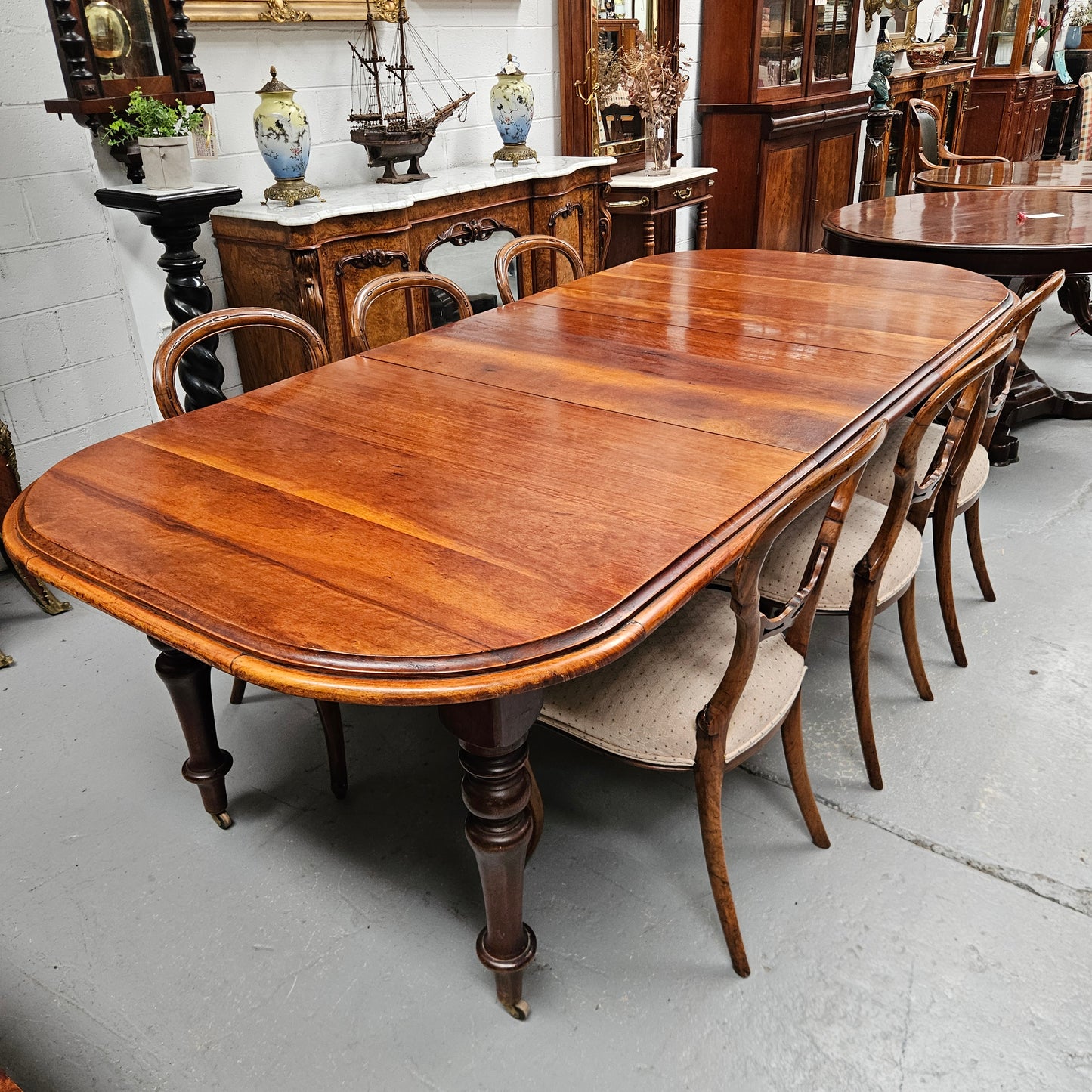 Victorian Mahogany Extension Dining Table