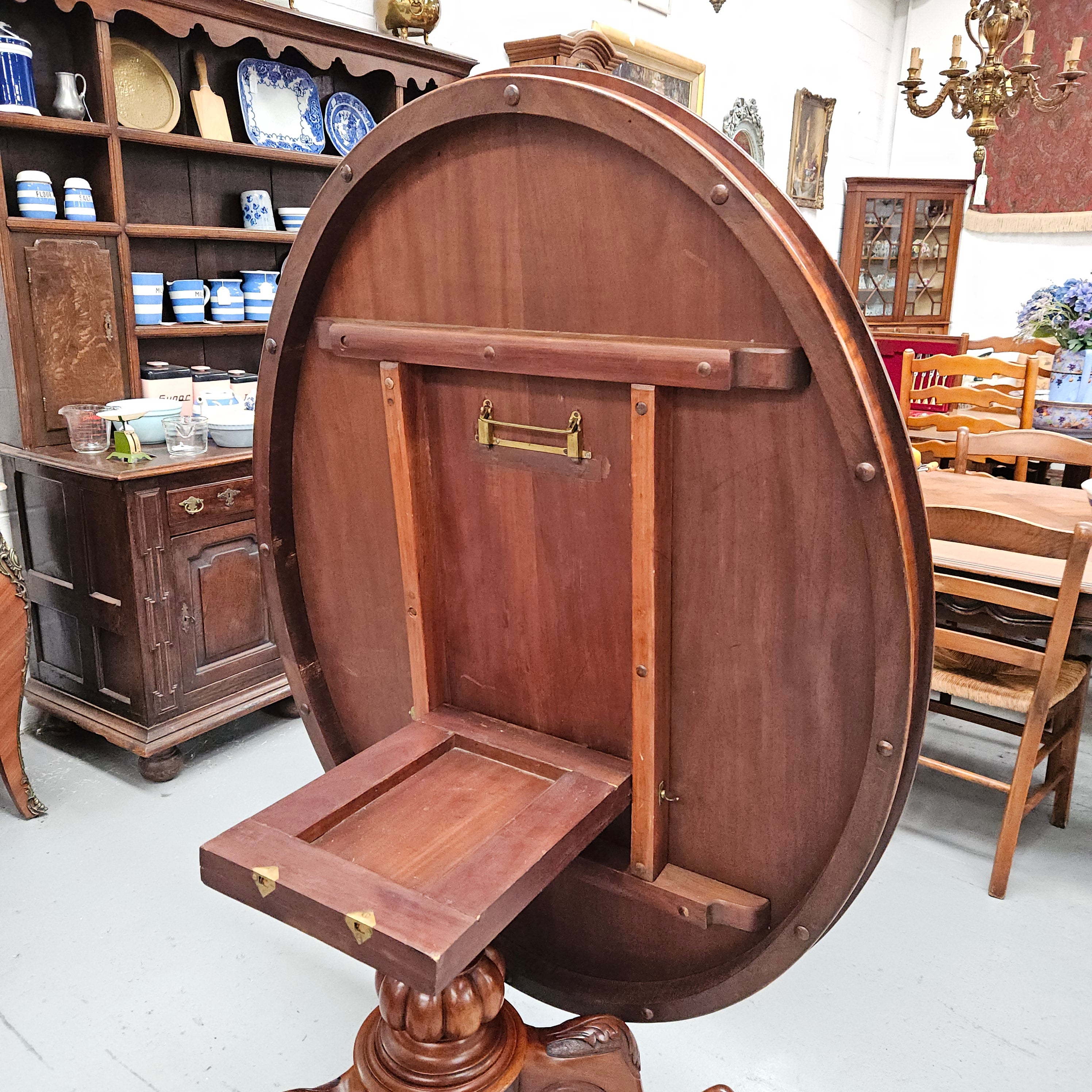 Victorian Oval Mahogany Loo Table | Antique & Vintage | Moonee Ponds Antiques | Australia Wide Delivery