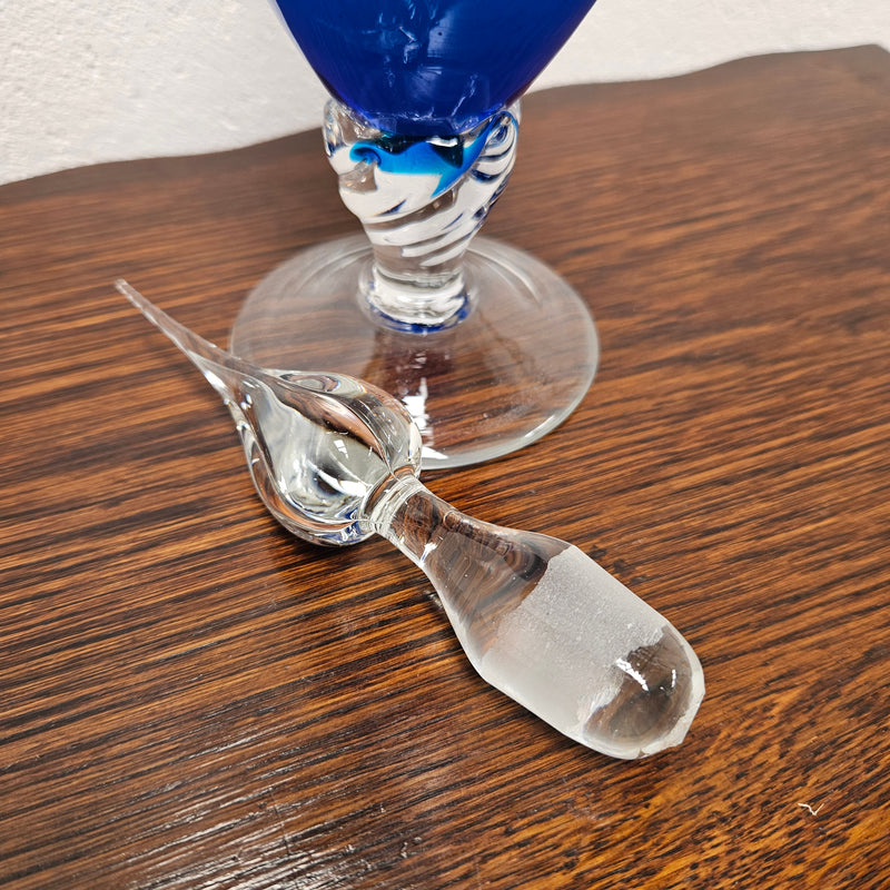 Stunning vintage retro Italian blue and clear art glass genie bottle decanter, it is in great original condition.