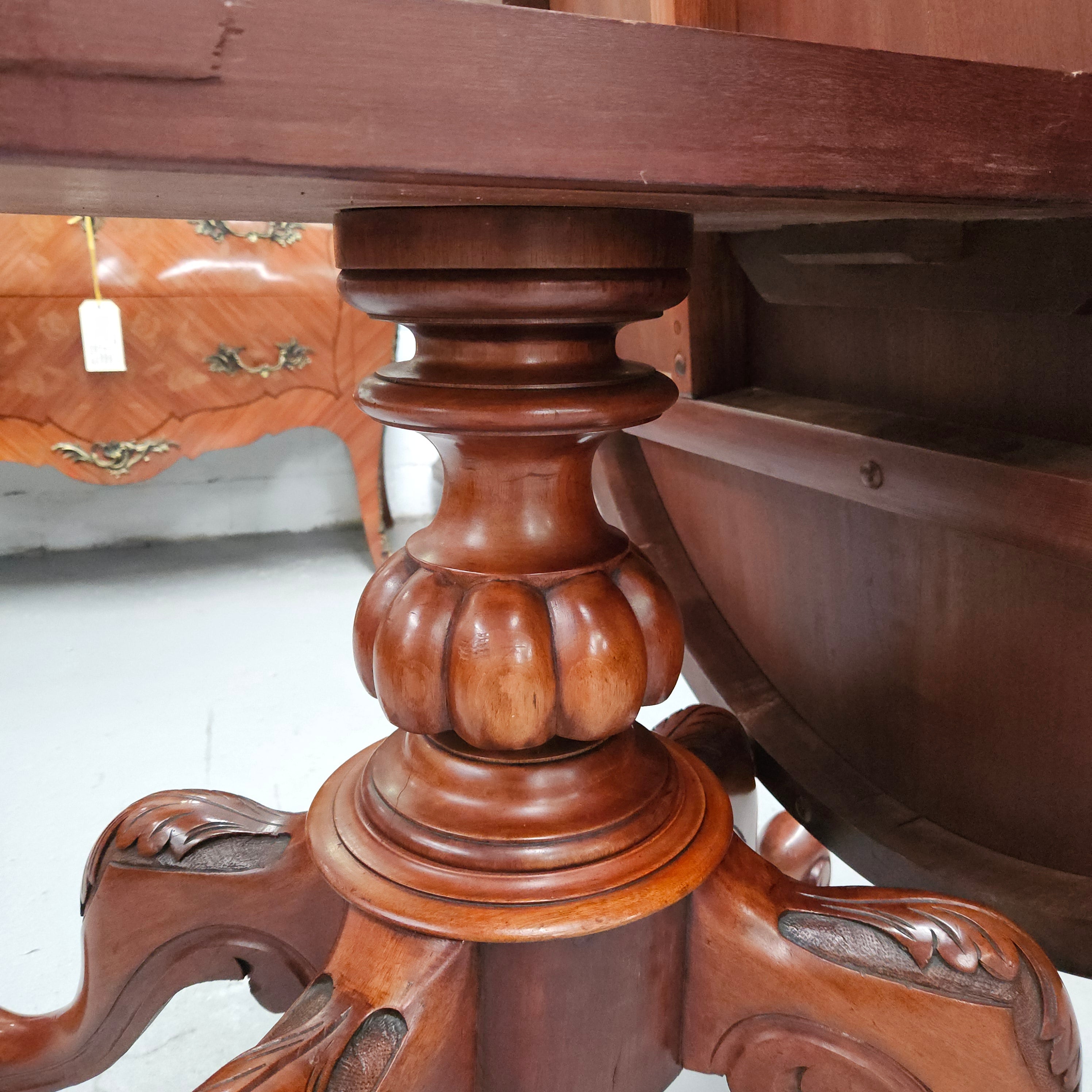 Victorian Oval Mahogany Loo Table | Antique & Vintage | Moonee Ponds Antiques | Australia Wide Delivery