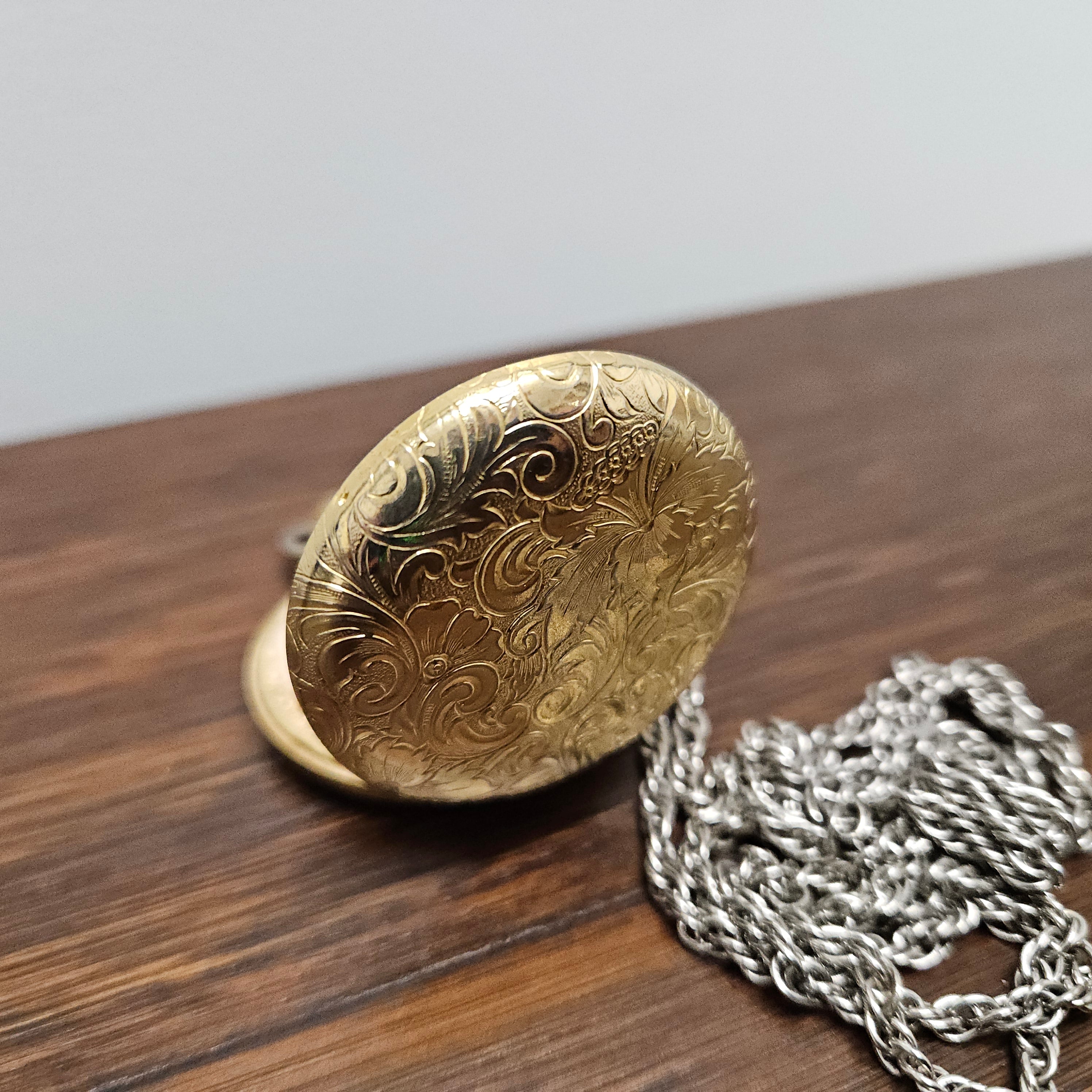 Estee Lauder Gold Tone Compact Pendant | Antique & Vintage | Moonee Ponds Antiques | Australia Wide Delivery