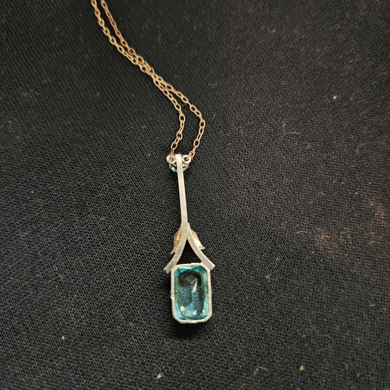 Edwardian 9ct Gold Silver Lined Aquamarine Pendant & Chain