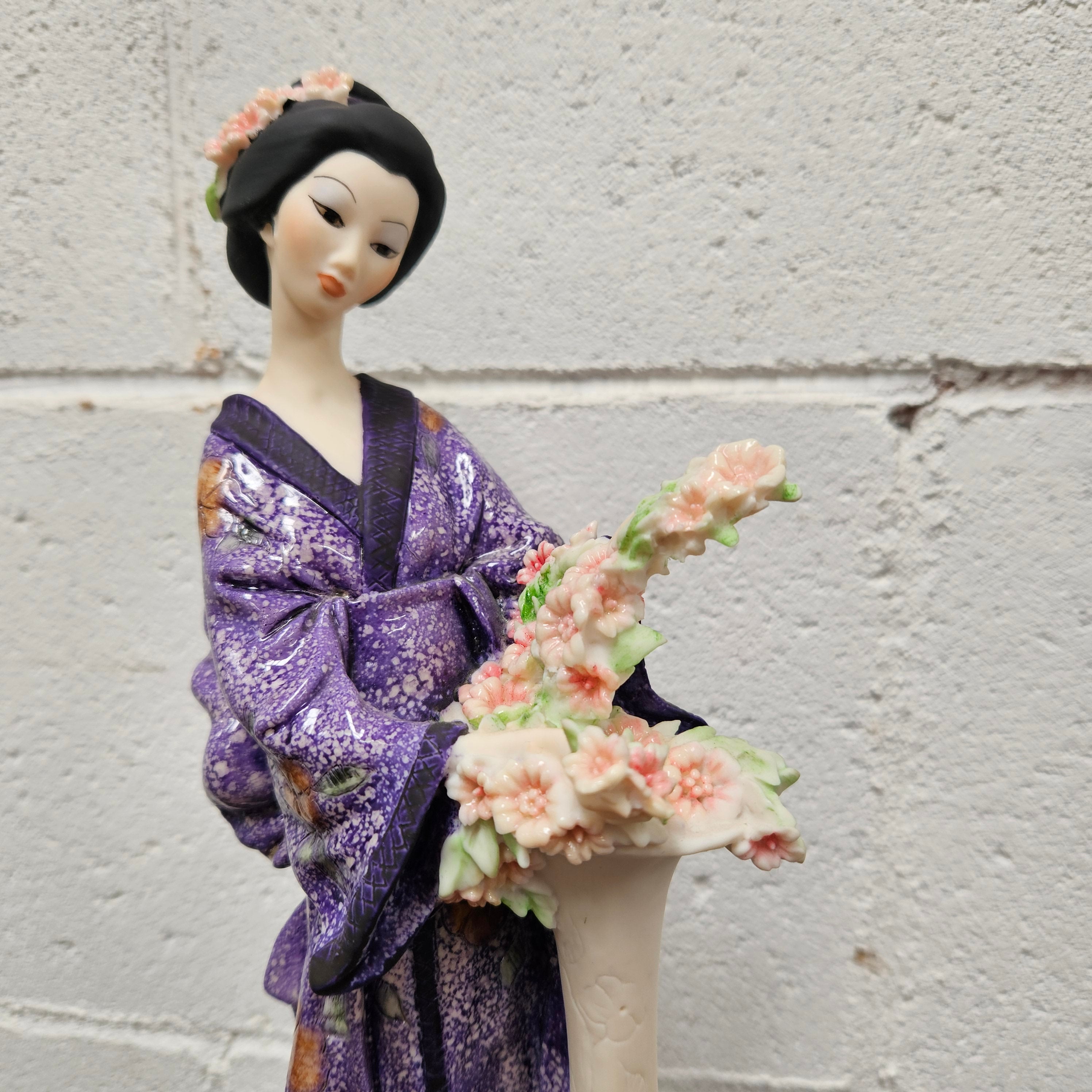 Oriental lady with column G. Armani Figure | Antique & Vintage | Moonee Ponds Antiques | Australia Wide Delivery
