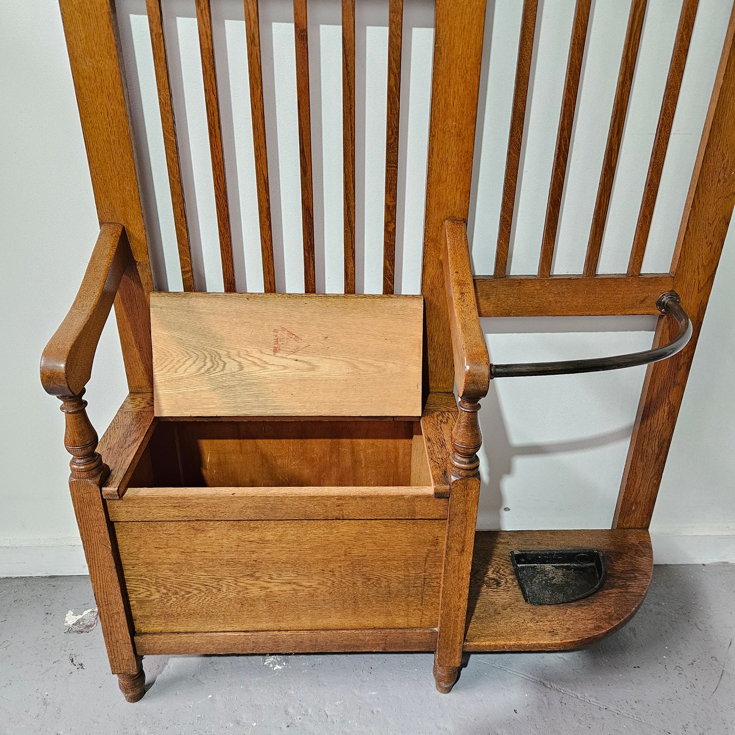 Stunning Art Deco Hallstand