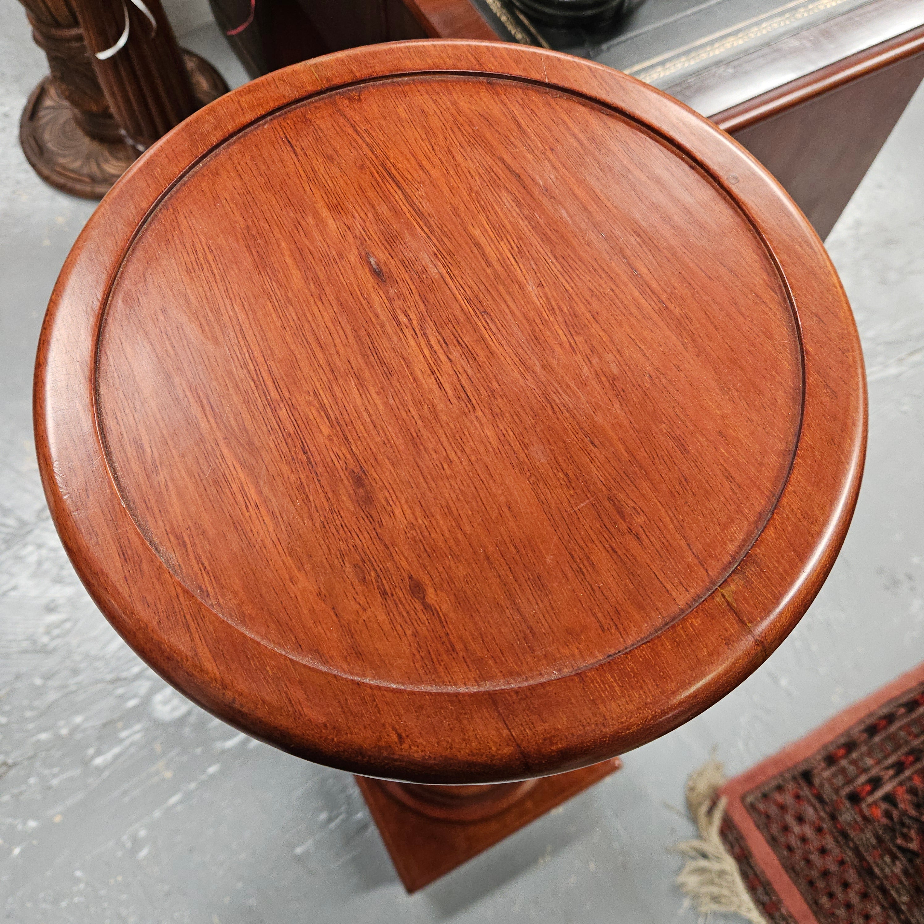 Fluted Mahogany Solid Pedestal | Antique & Vintage | Moonee Ponds Antiques | Australia Wide Delivery