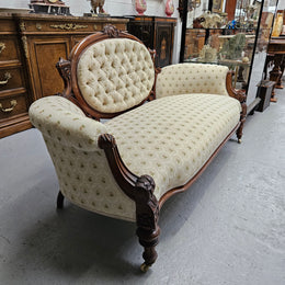 Victorian Walnut Double Ended Chaise Lounge