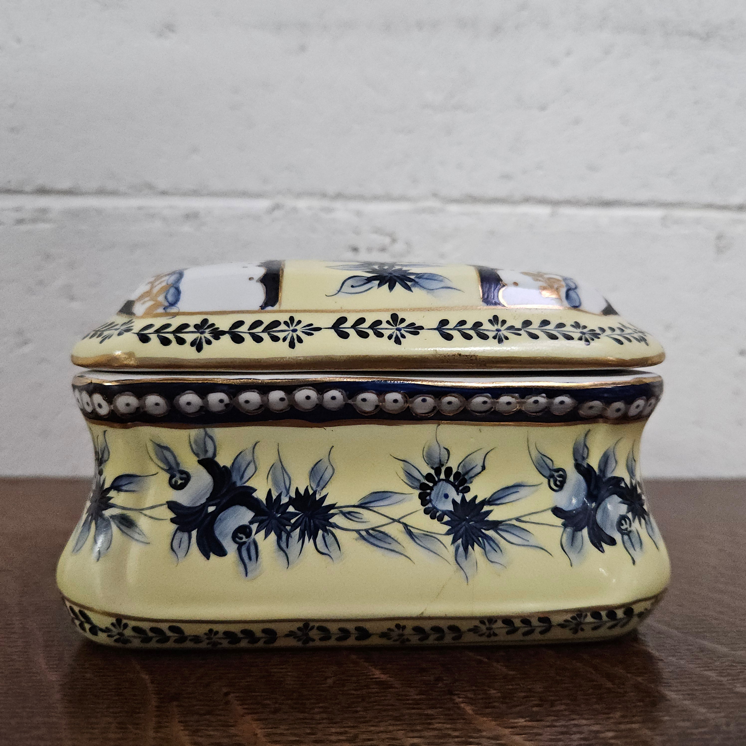 Decorative Porcelain Box & Lid | Antique & Vintage | Moonee Ponds Antiques | Australia Wide Delivery