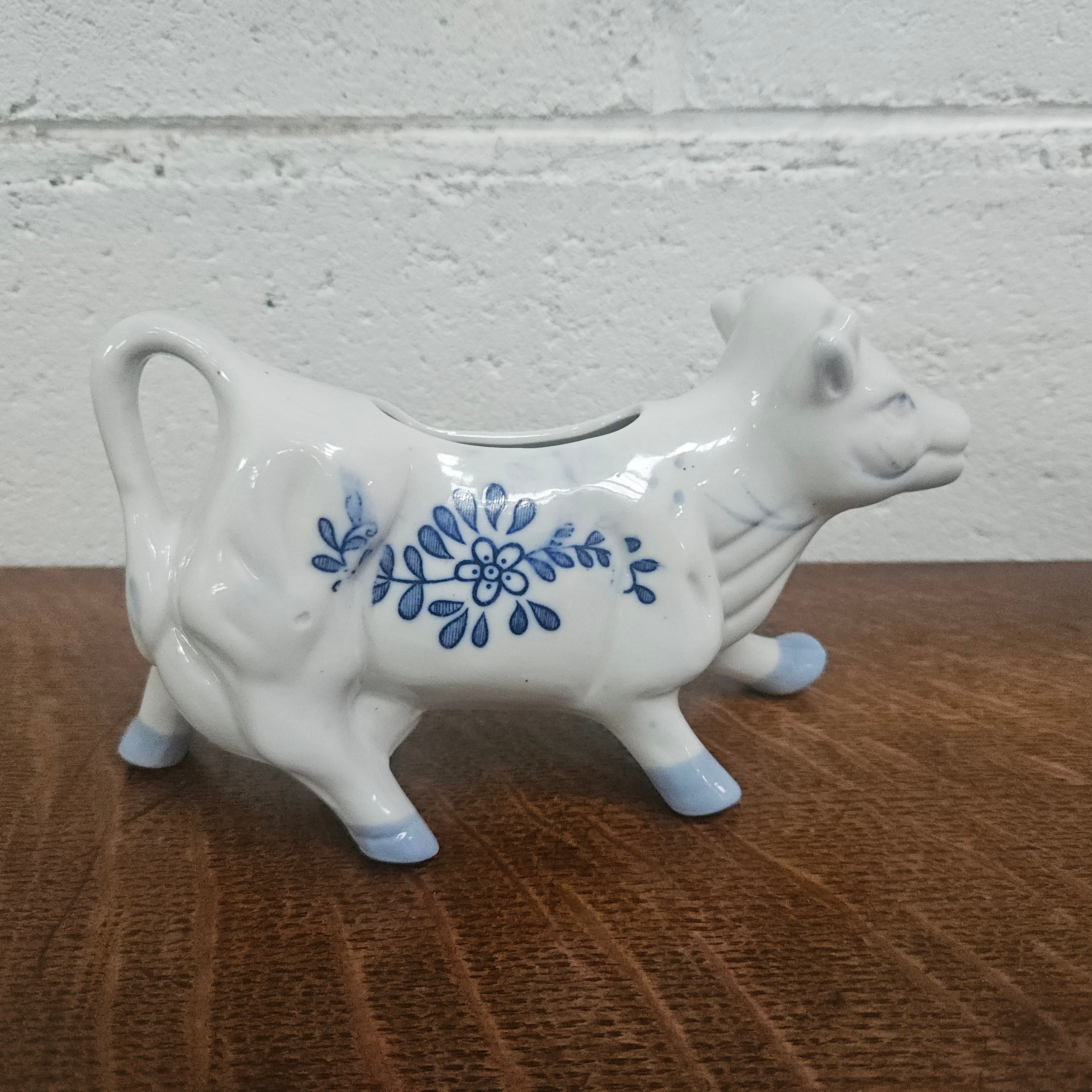 Vintage Blue/White Cow Cream Jug | Antique & Vintage | Moonee Ponds Antiques | Australia Wide Delivery