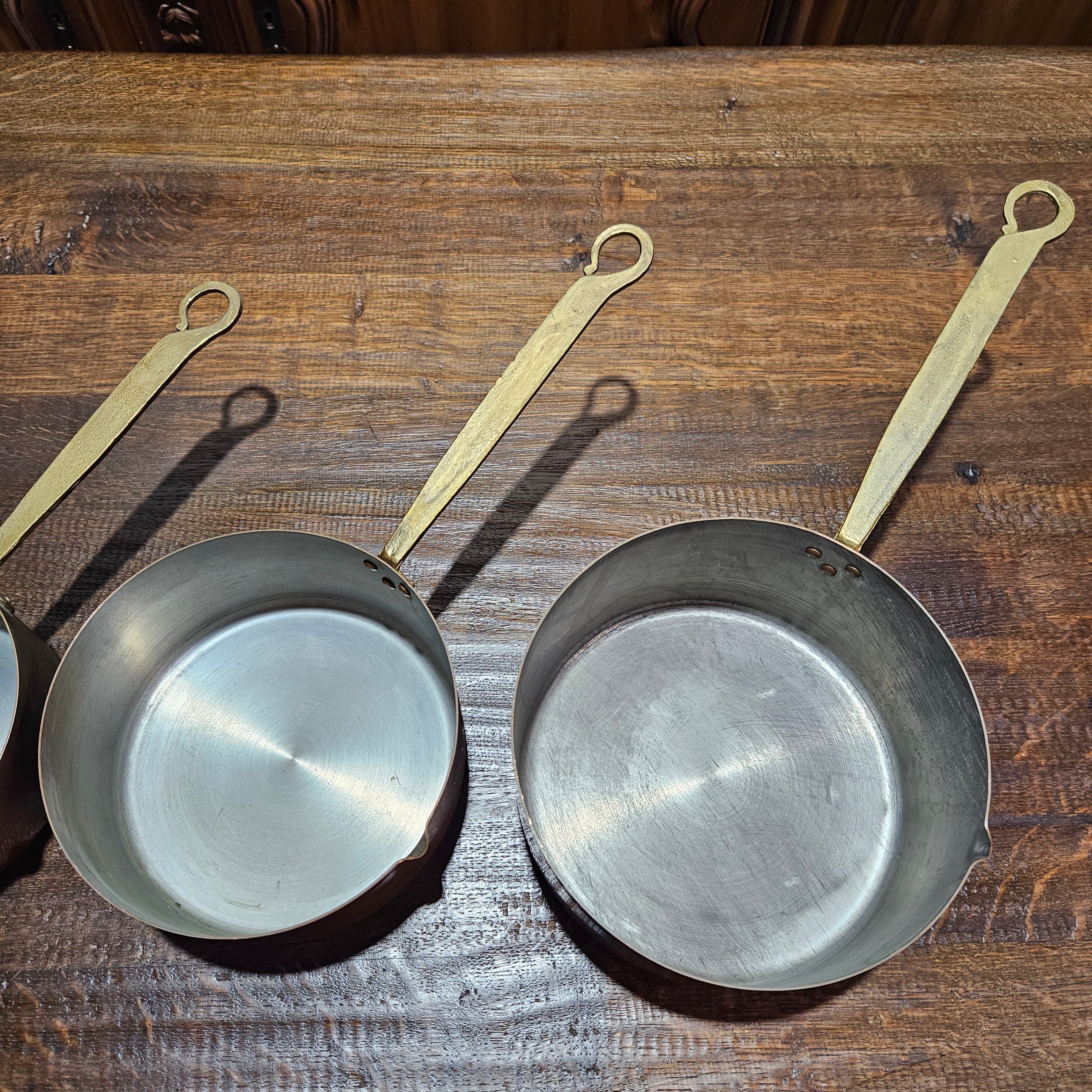 Set of Five French Copper Saucepans With Pouring Spout