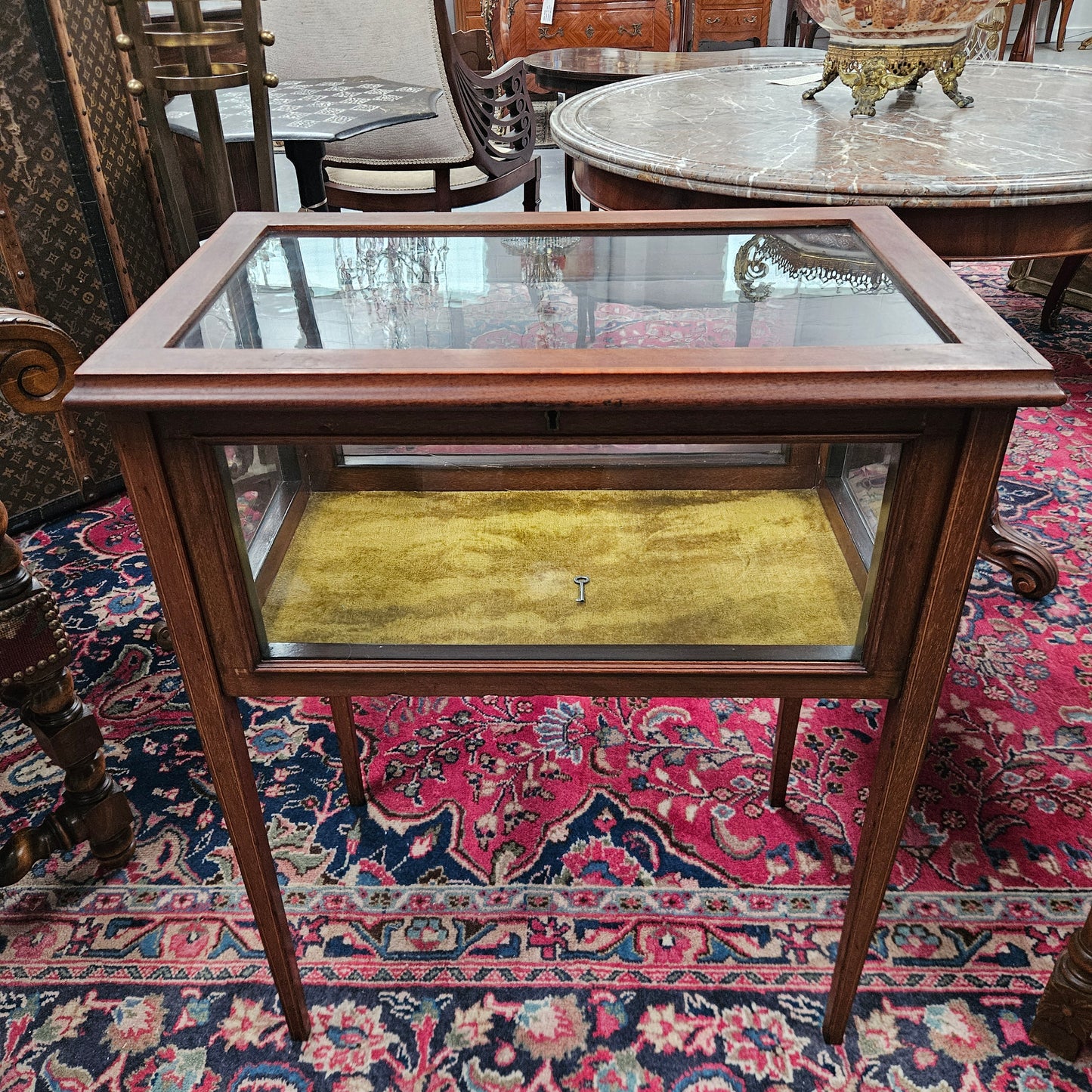 Edwardian Mahogany Inlaid Lift Top Curio Showcase