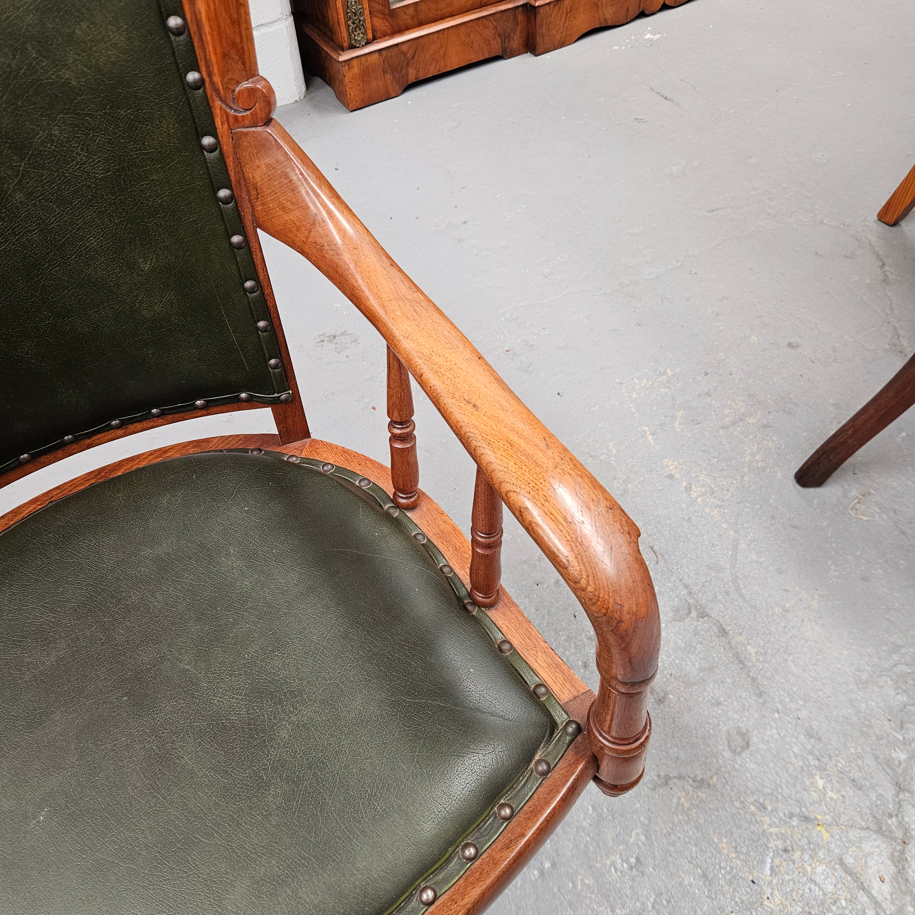 Very attractive Edwardian Mahogany Desk Chair | Antique & Vintage | Moonee Ponds Antiques | Australia Wide Delivery